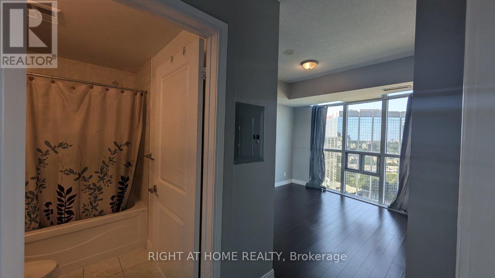 1710 - 80 Absolute Avenue, Mississauga, Ontario  L4Z 0A5 - Photo 11 - W13768342