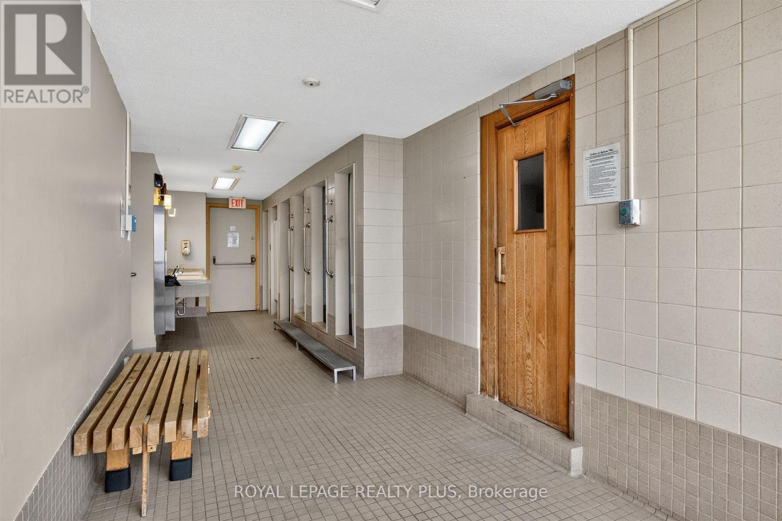 1608 - 1333 Bloor Street, Mississauga, Ontario  L4Y 3T6 - Photo 35 - W13775438