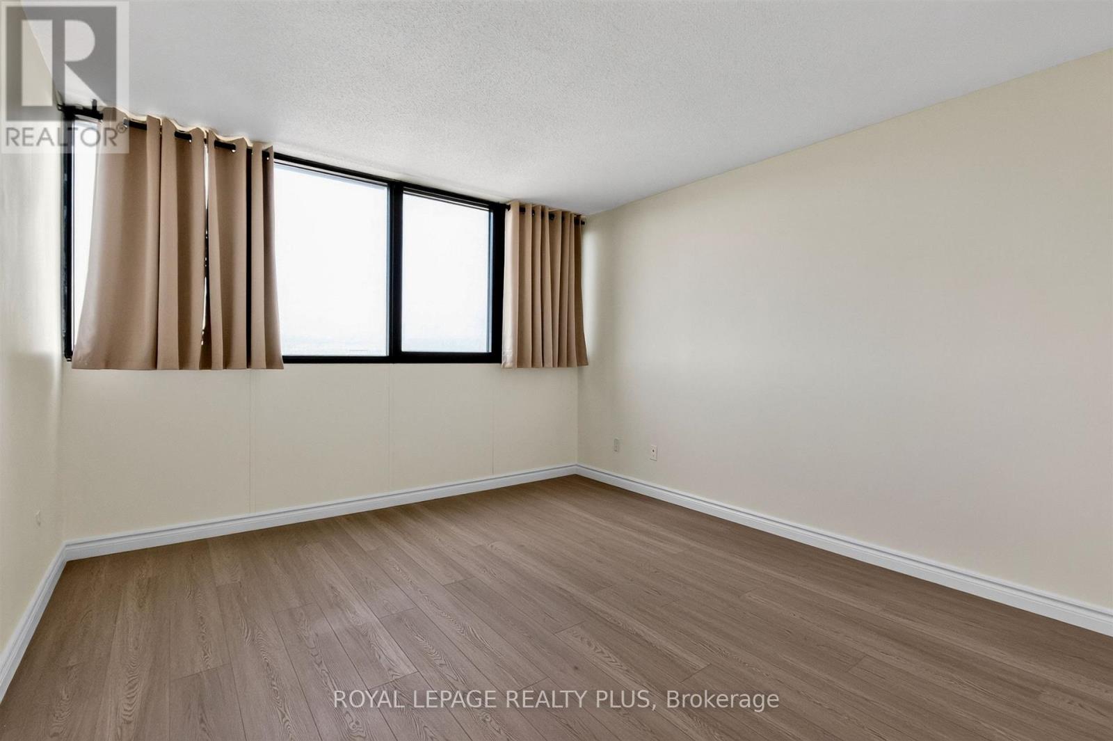 1608 - 1333 Bloor Street, Mississauga, Ontario  L4Y 3T6 - Photo 27 - W13775438