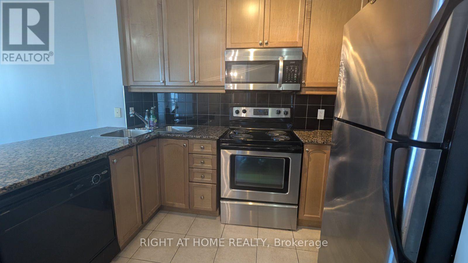 1710 - 80 Absolute Avenue, Mississauga, Ontario  L4Z 0A5 - Photo 7 - W13768342