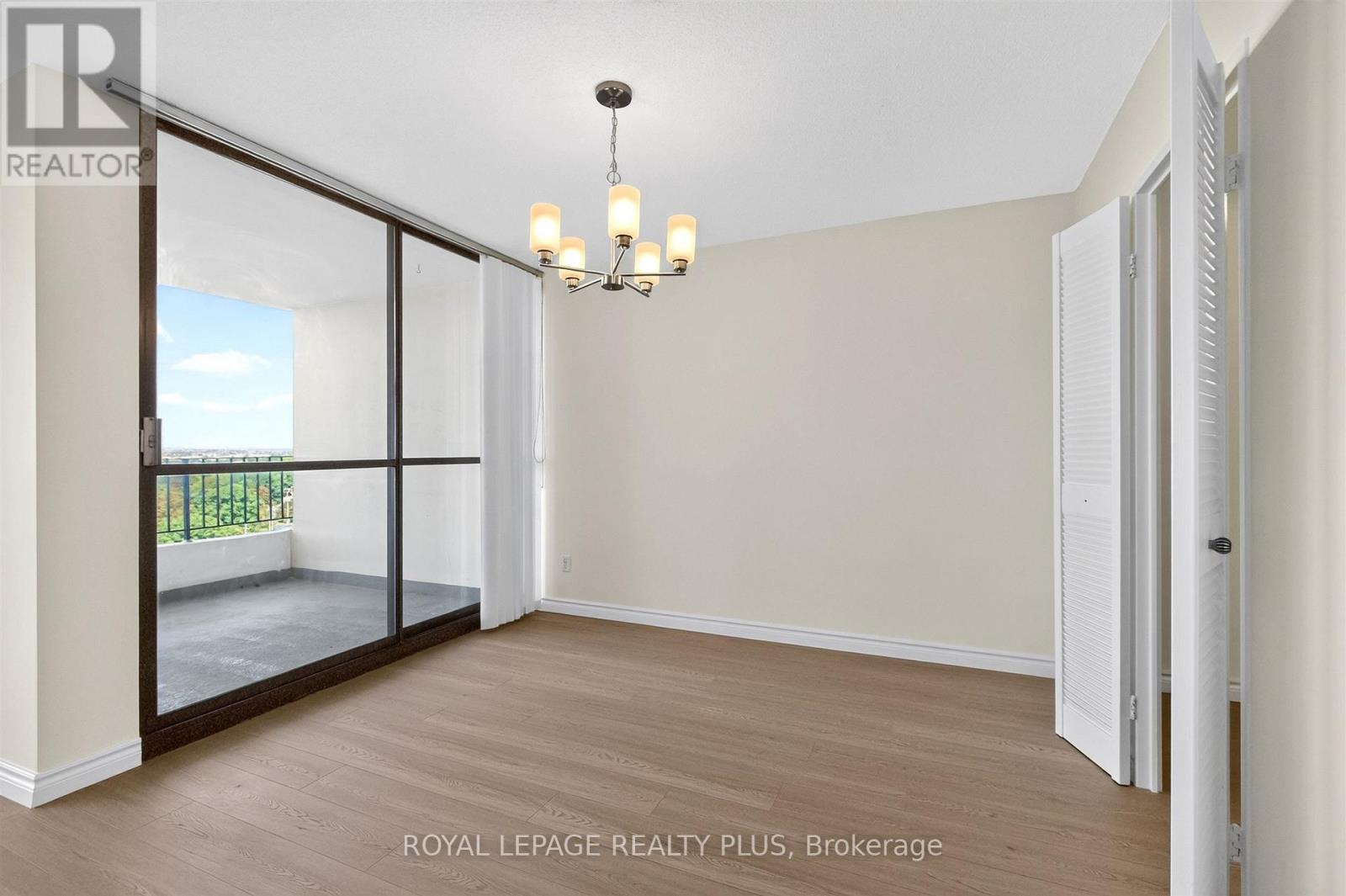 1608 - 1333 Bloor Street, Mississauga, Ontario  L4Y 3T6 - Photo 17 - W13775438