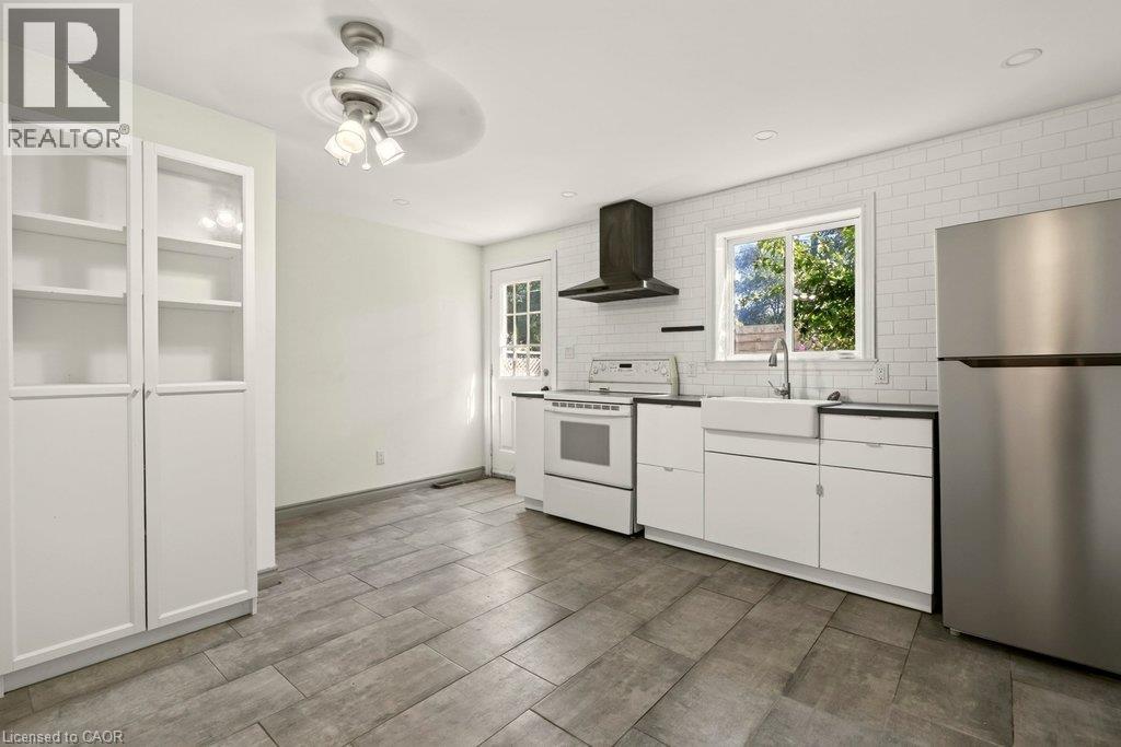 146 Barnesdale Avenue N, Hamilton, Ontario  L8L 6T2 - Photo 8 - 40862814