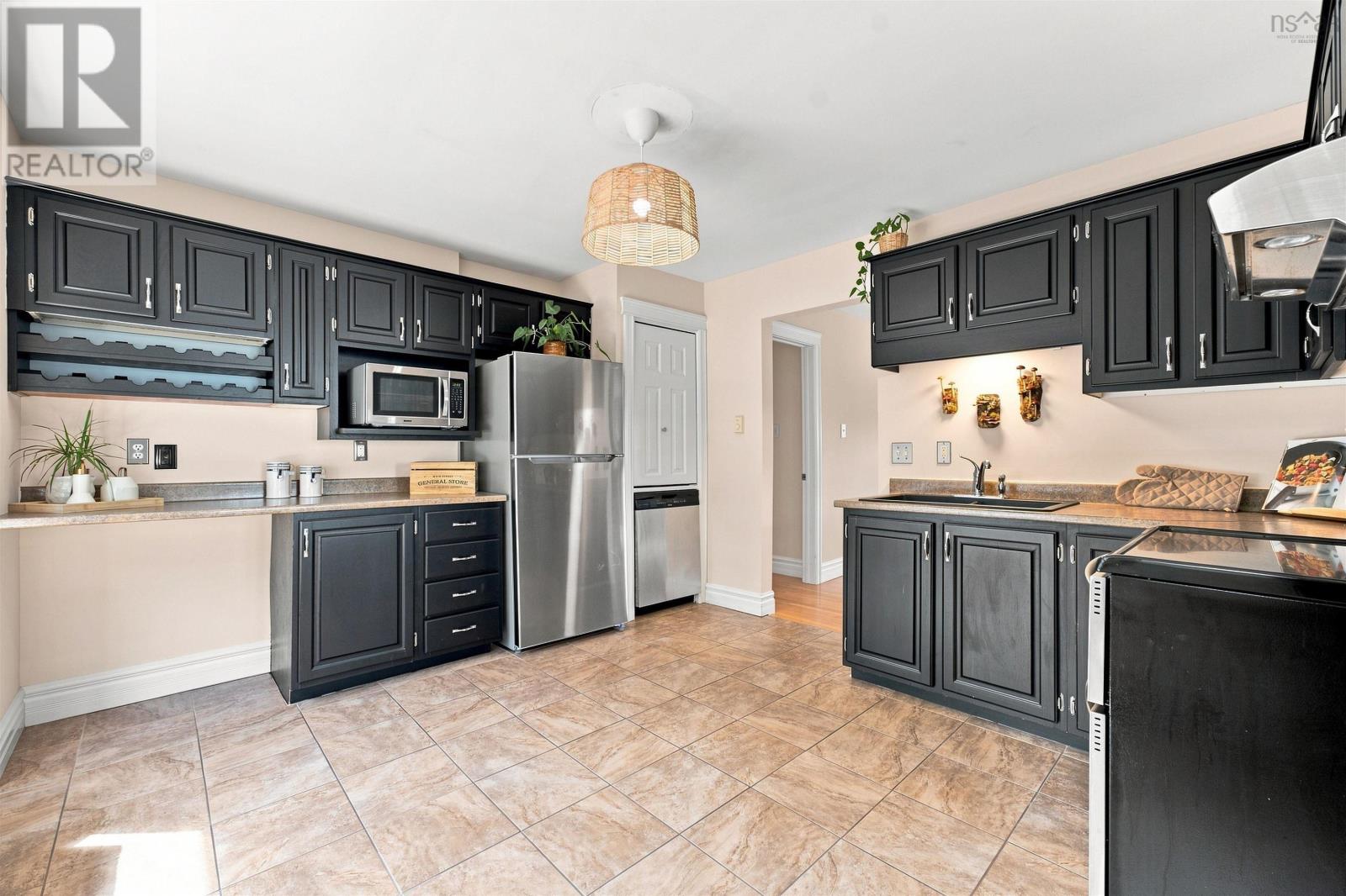 17 Camilla Court, Dartmouth, Nova Scotia  B2X 3K4 - Photo 12 - 202622910