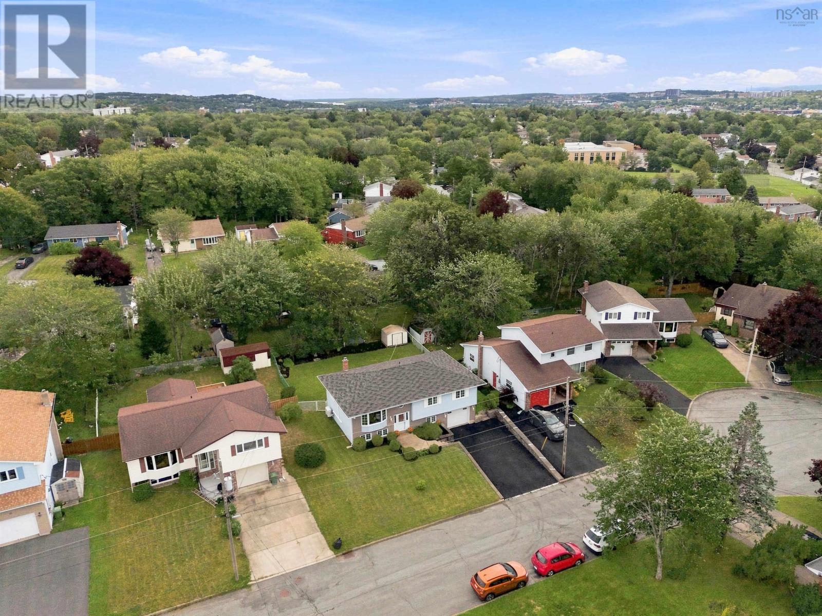 17 Camilla Court, Dartmouth, Nova Scotia  B2X 3K4 - Photo 2 - 202622910