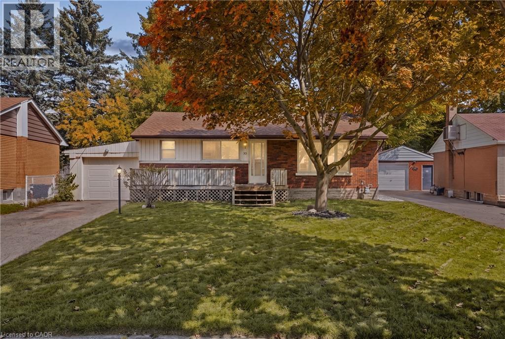 30 GERARD Avenue, Kitchener, Ontario