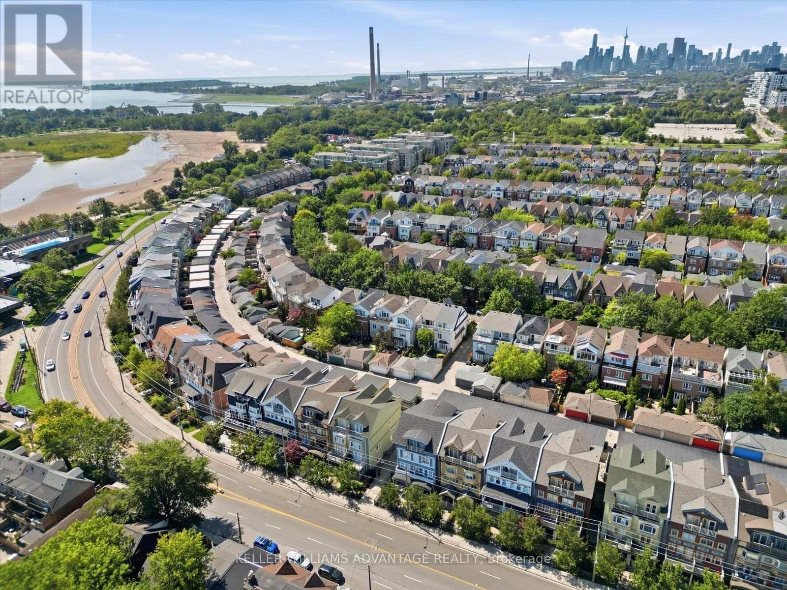 128 Boardwalk Drive, Toronto, Ontario  M4L 3X4 - Photo 45 - E13767278
