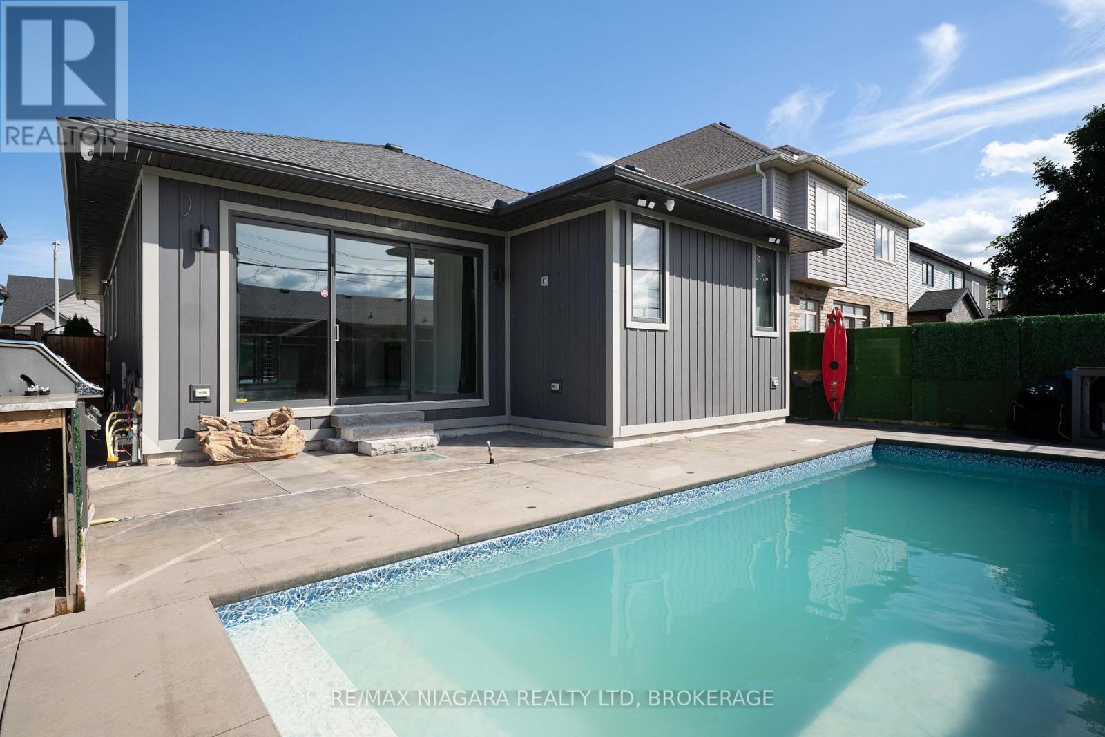 31 Berkshire Drive, St. Catharines, Ontario  L2M 0C2 - Photo 37 - X13664696