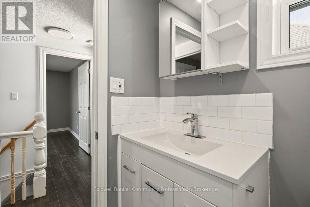 146 Barnesdale Avenue N, Hamilton, Ontario  L8L 6T2 - Photo 21 - X13776894