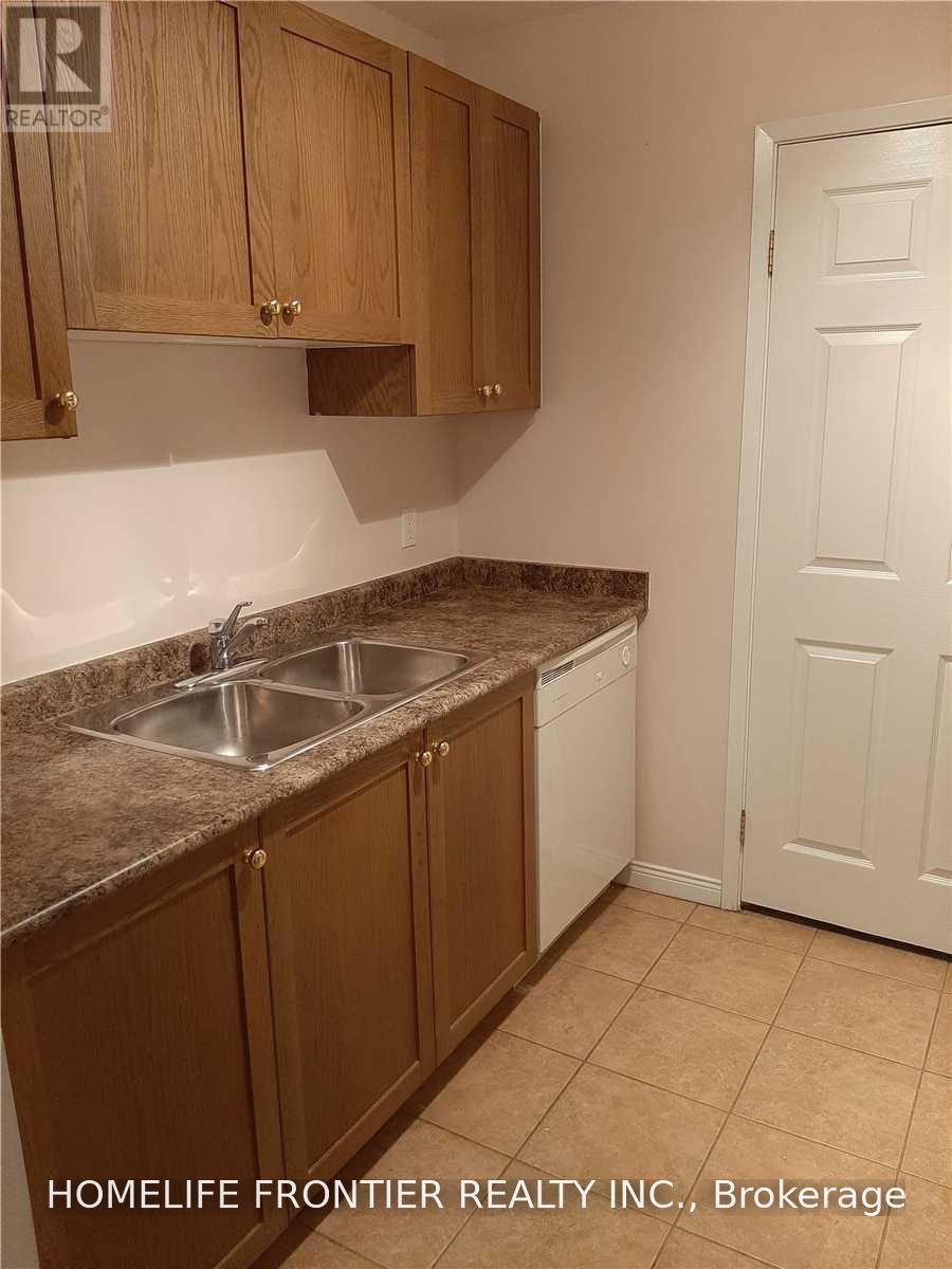 102 - 778 Sheppard Avenue W, Toronto, Ontario  M3H 6B7 - Photo 9 - C13776874