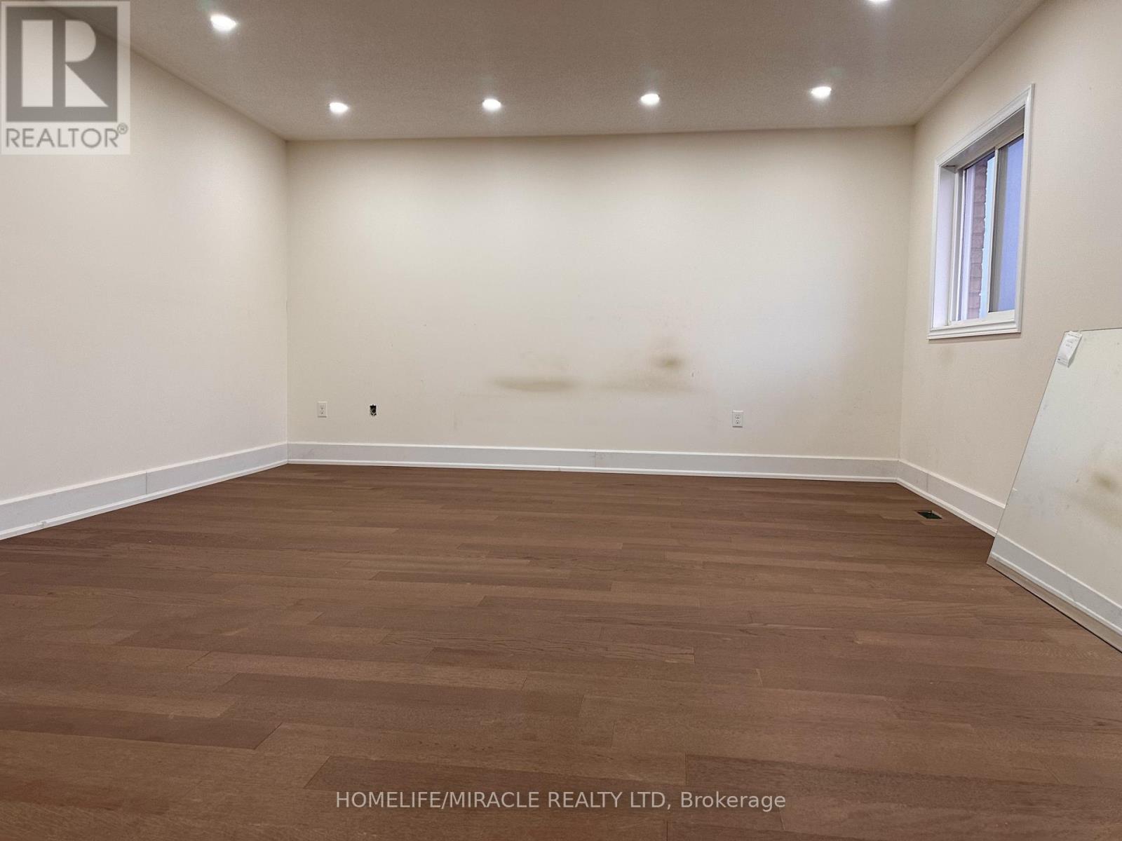 Main - 56 Baycliffe Drive, Whitby, Ontario  L1P 0B2 - Photo 4 - E13776866