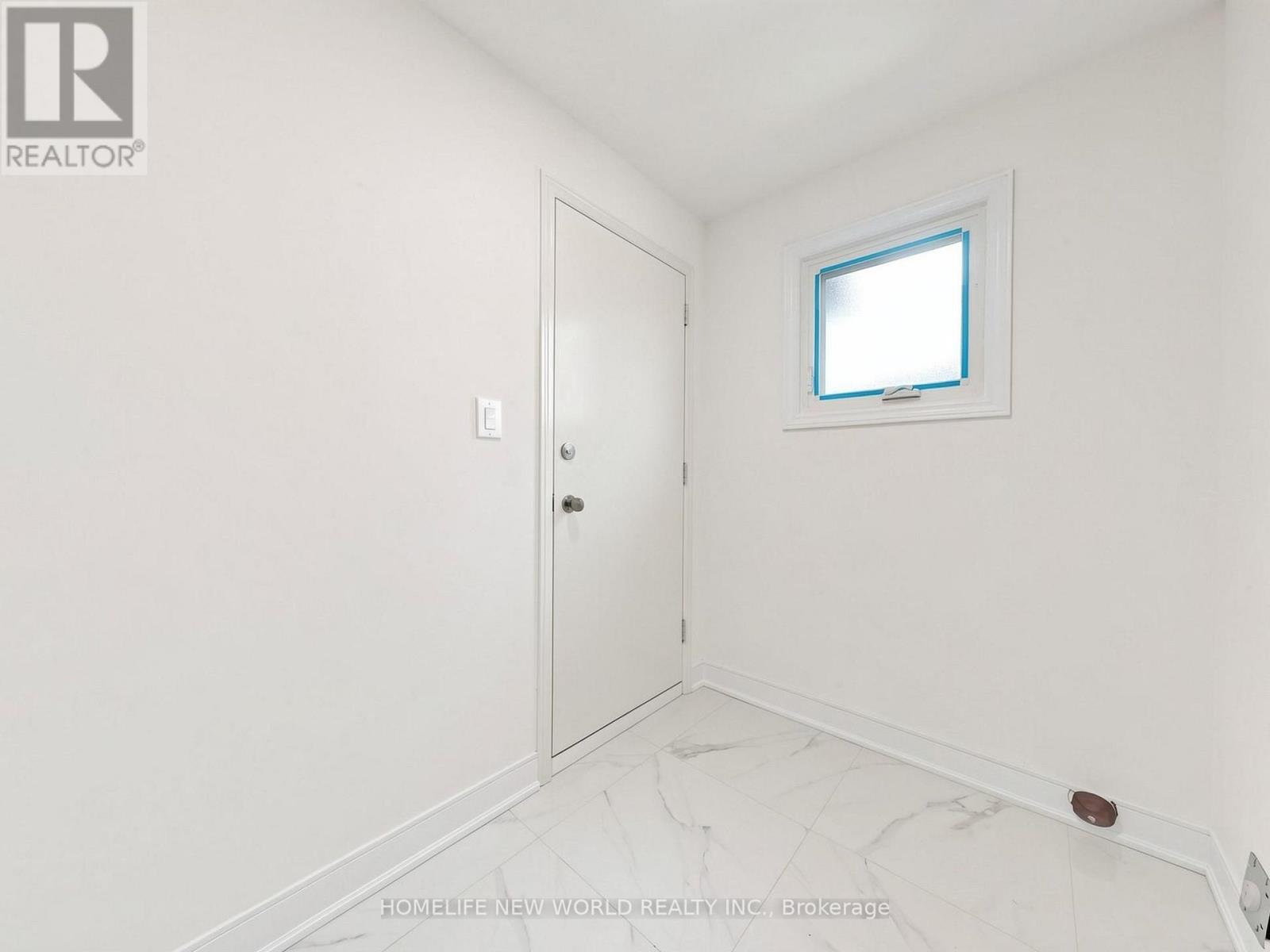 21 Lovekin Grove, Toronto, Ontario  M1T 3T5 - Photo 10 - E13776904