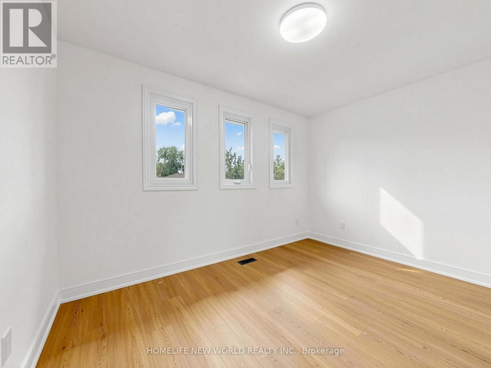 21 Lovekin Grove, Toronto, Ontario  M1T 3T5 - Photo 24 - E13776904