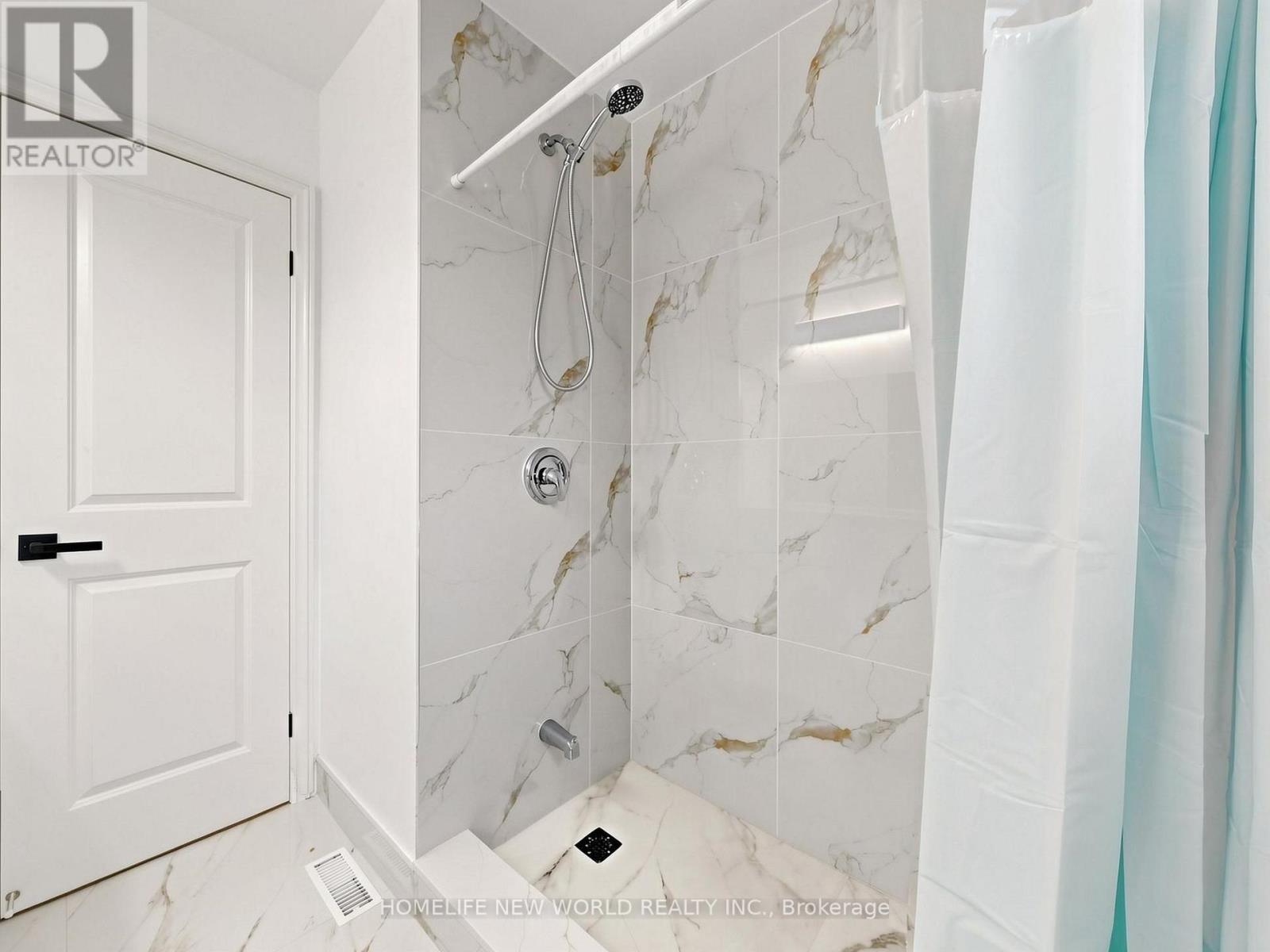 21 Lovekin Grove, Toronto, Ontario  M1T 3T5 - Photo 28 - E13776904