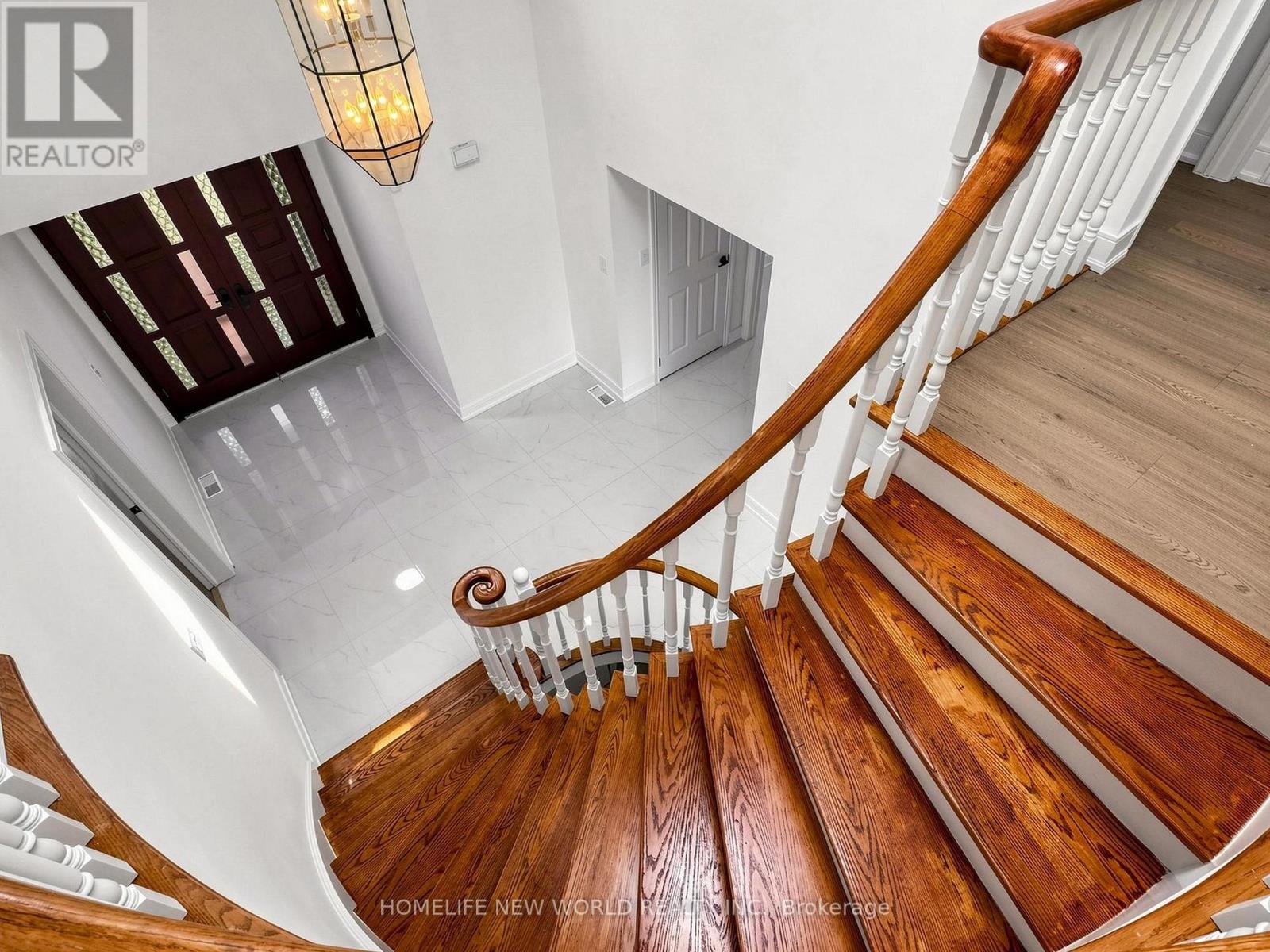 21 Lovekin Grove, Toronto, Ontario  M1T 3T5 - Photo 4 - E13776904