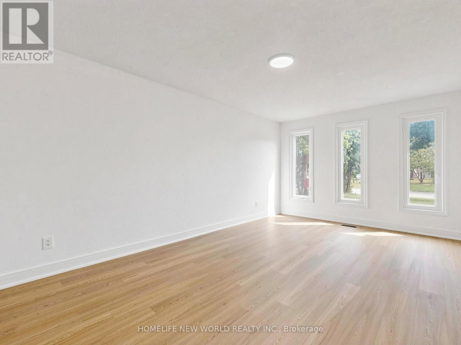 21 Lovekin Grove, Toronto, Ontario  M1T 3T5 - Photo 6 - E13776904