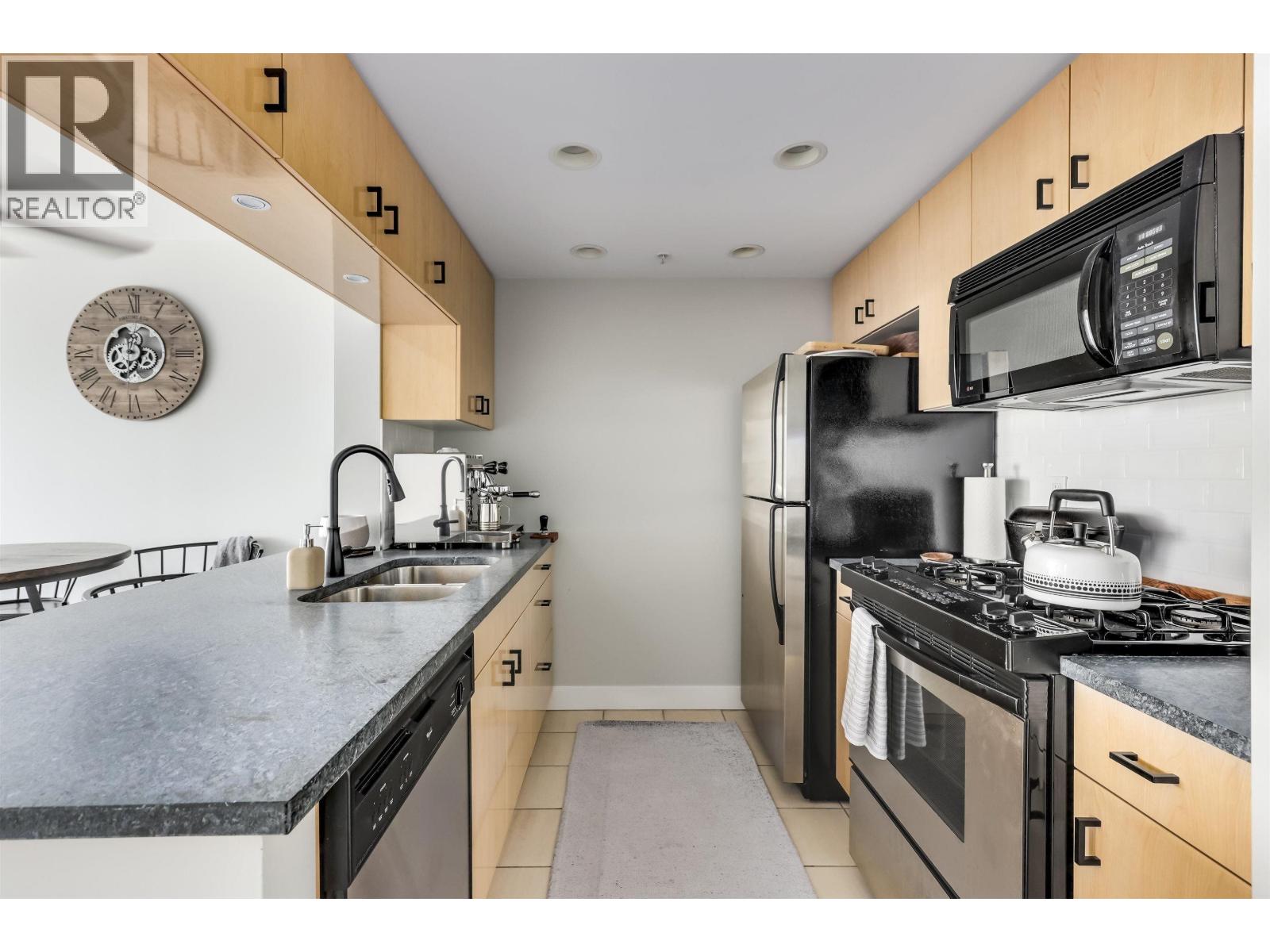 2802 1033 Marinaside Crescent, Vancouver, British Columbia  V6Z 3A3 - Photo 7 - R3164698