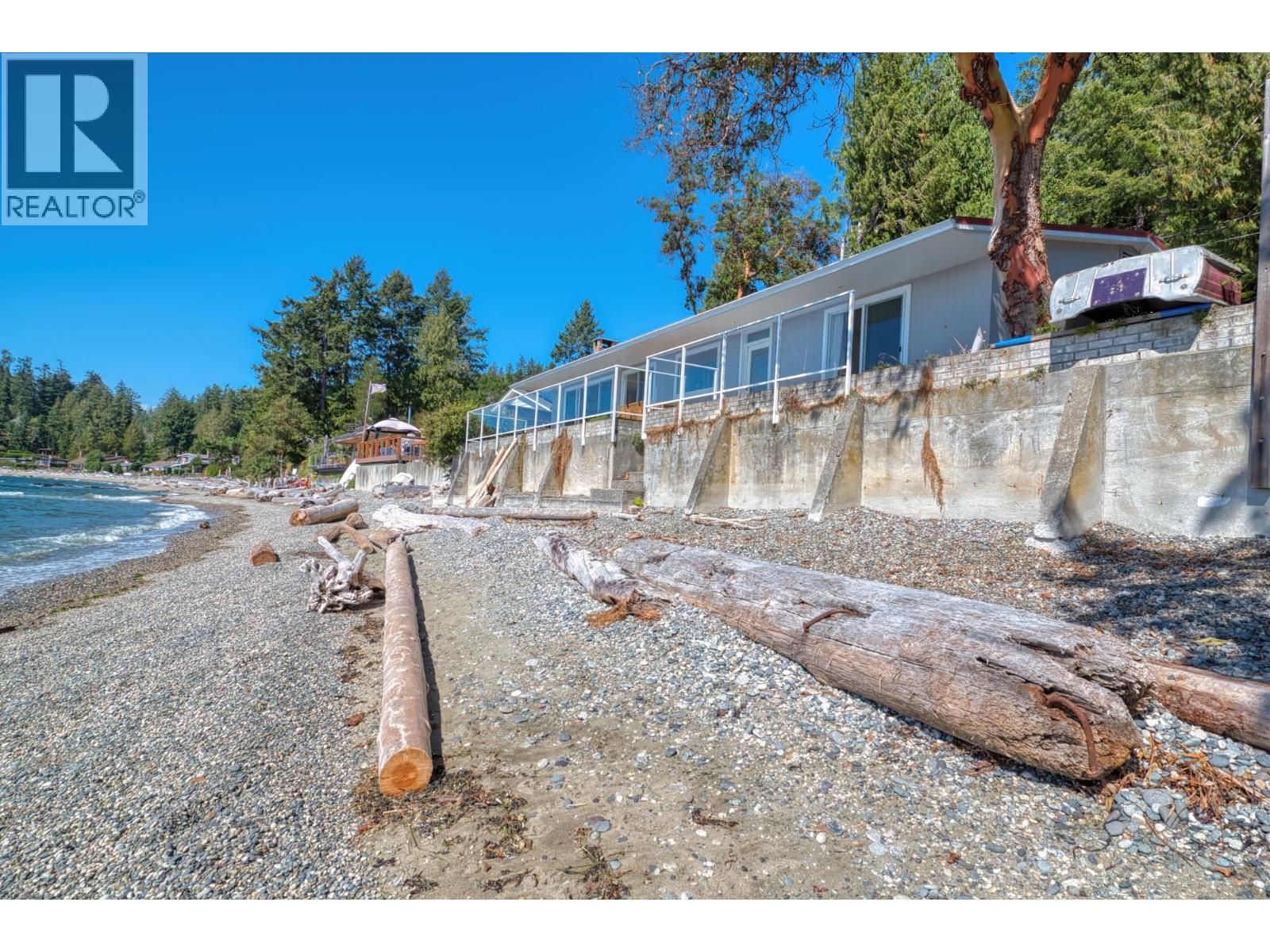 6833 Sunshine Coast Highway, Sechelt, British Columbia  V7Z 0T2 - Photo 3 - R3164701