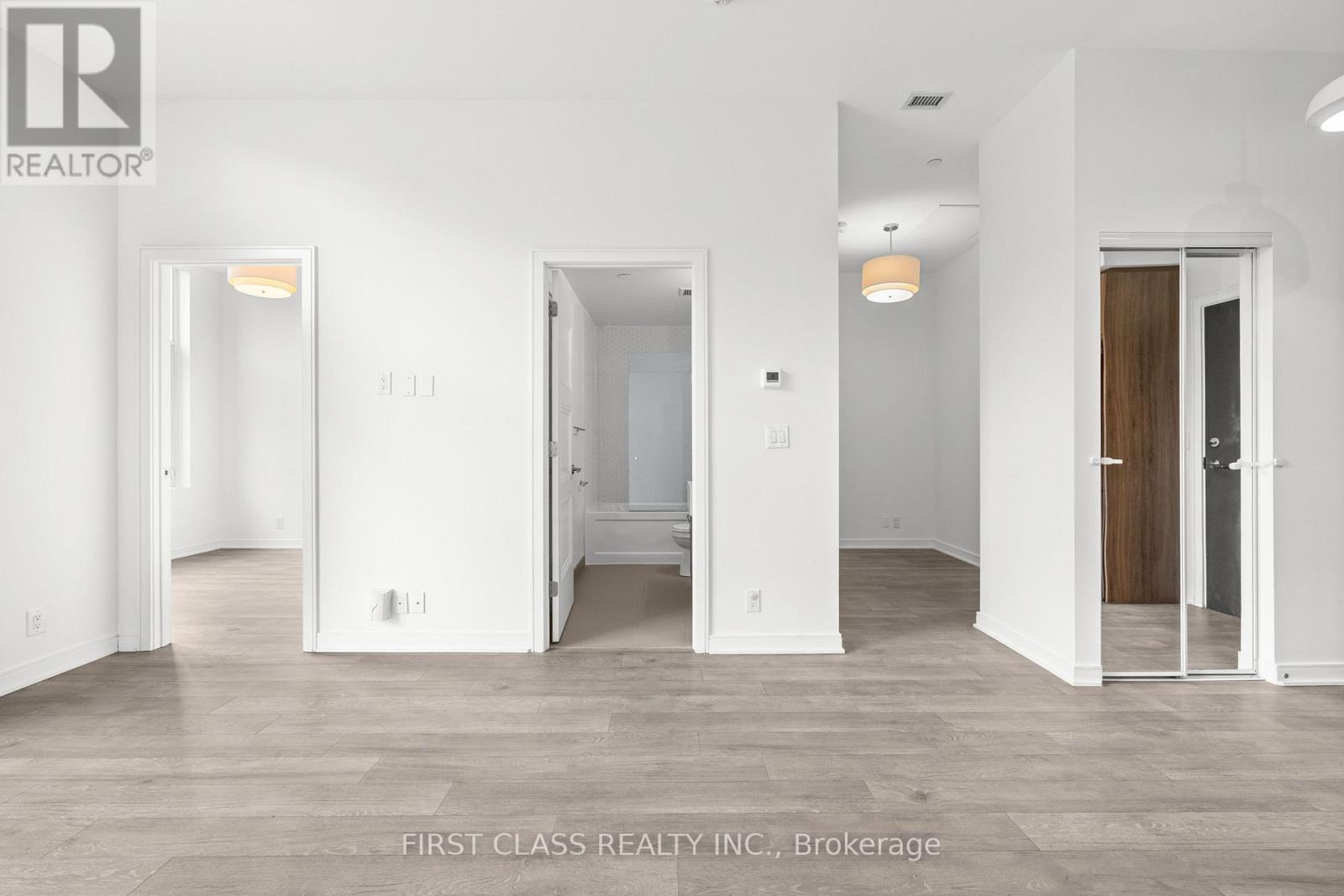 110 - 1 Neighbourhood Lane, Toronto, Ontario  M8Y 0C2 - Photo 15 - W13776888
