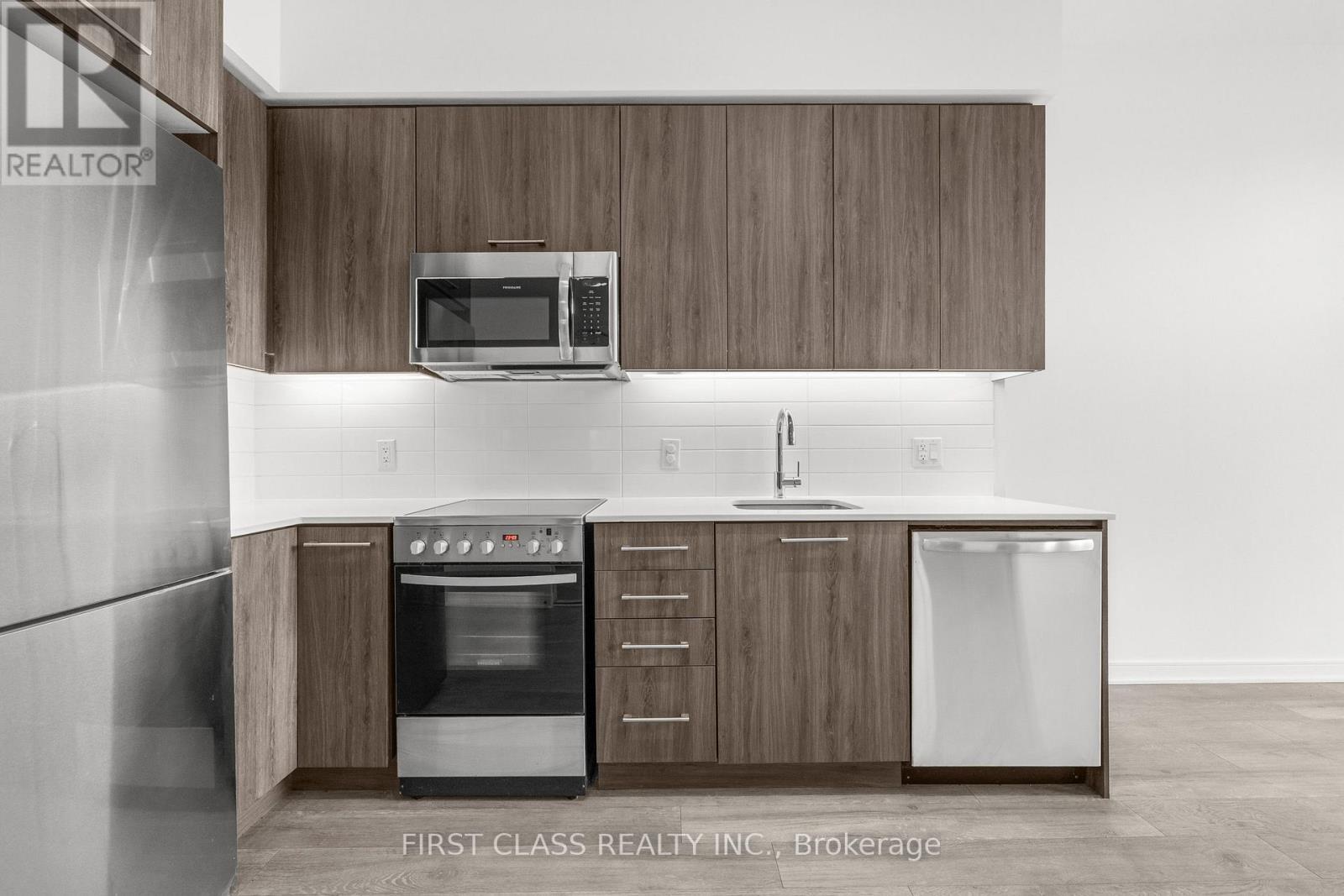 110 - 1 Neighbourhood Lane, Toronto, Ontario  M8Y 0C2 - Photo 6 - W13776888