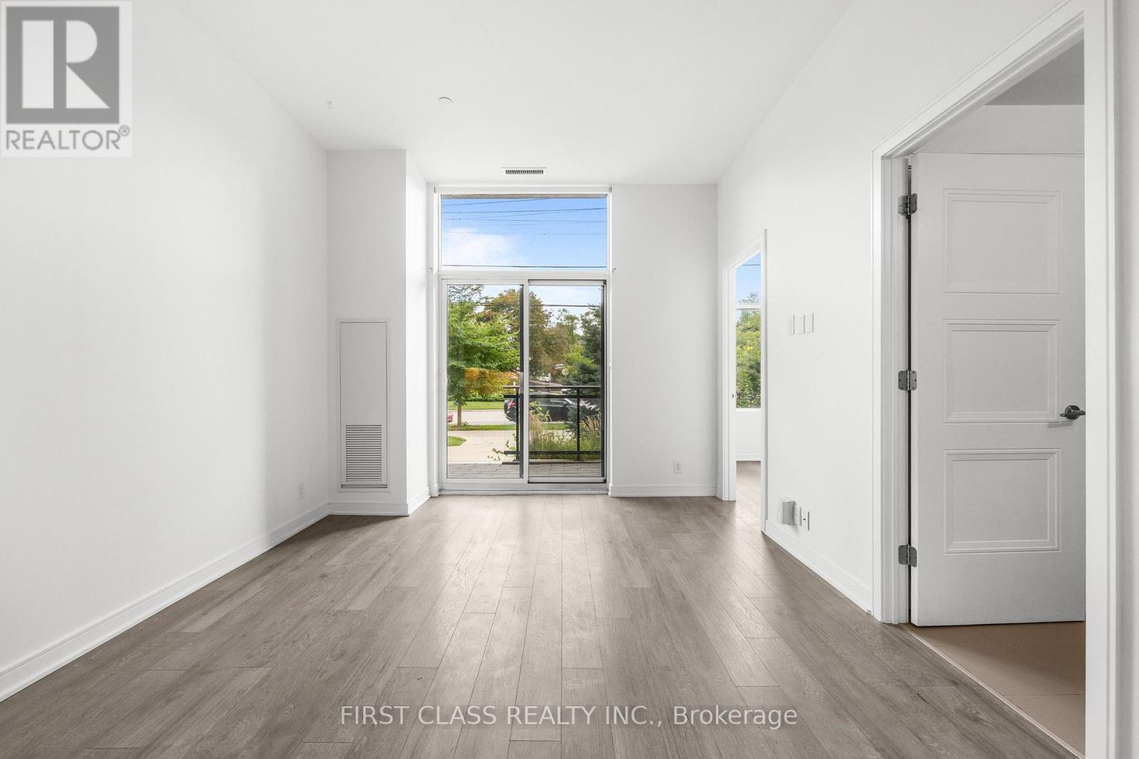 110 - 1 Neighbourhood Lane, Toronto, Ontario  M8Y 0C2 - Photo 9 - W13776888