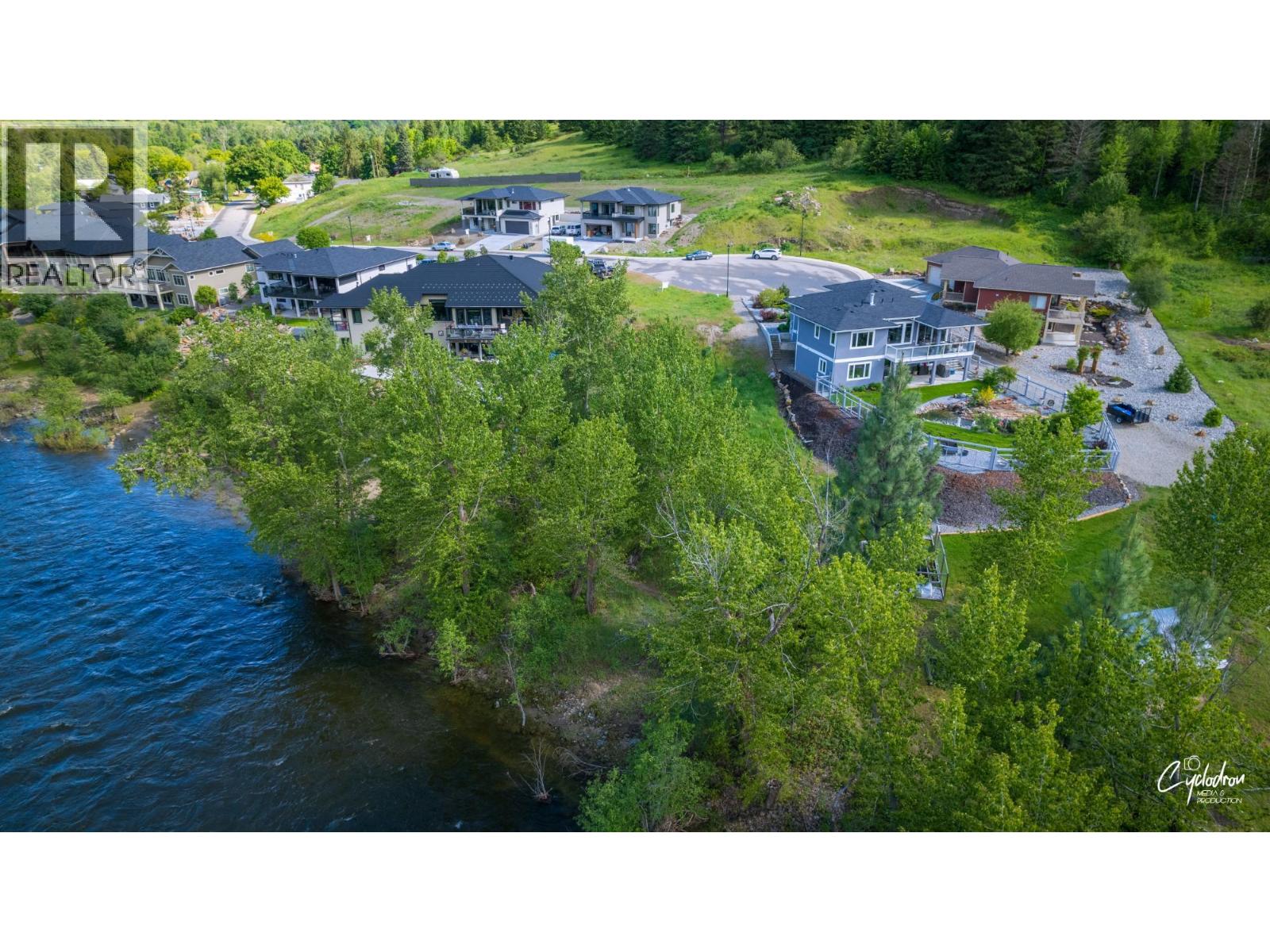 8840 Riverside Drive, Grand Forks, British Columbia V0H 1H0 - Photo 6 - 2479805