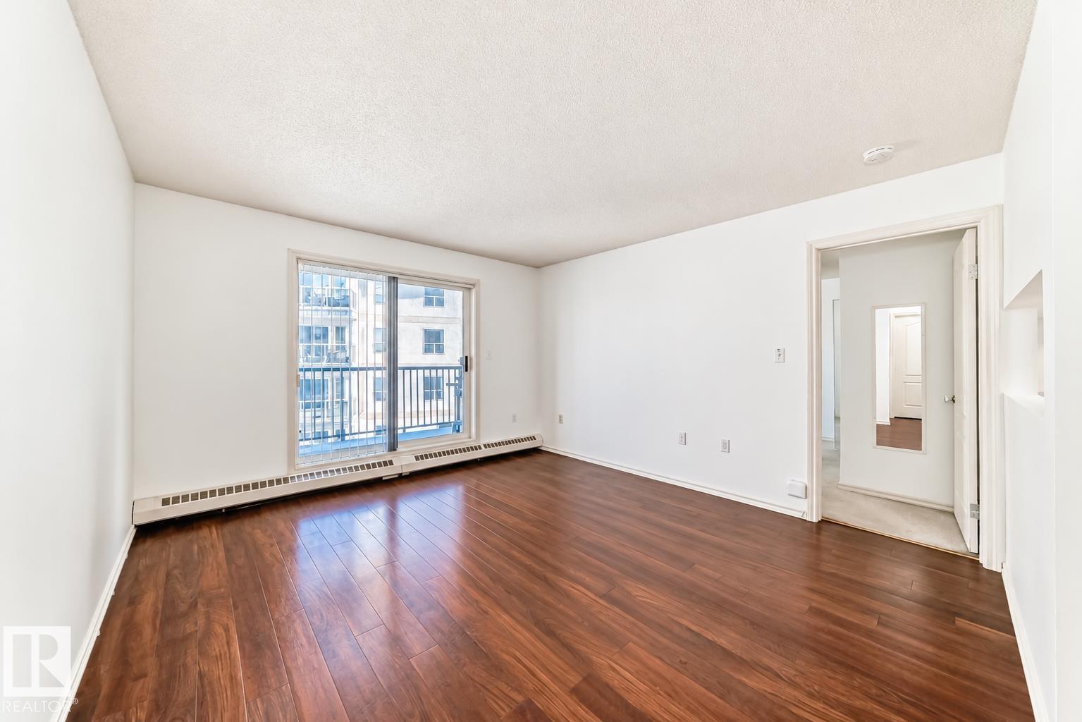 #320 9620 174 ST NW