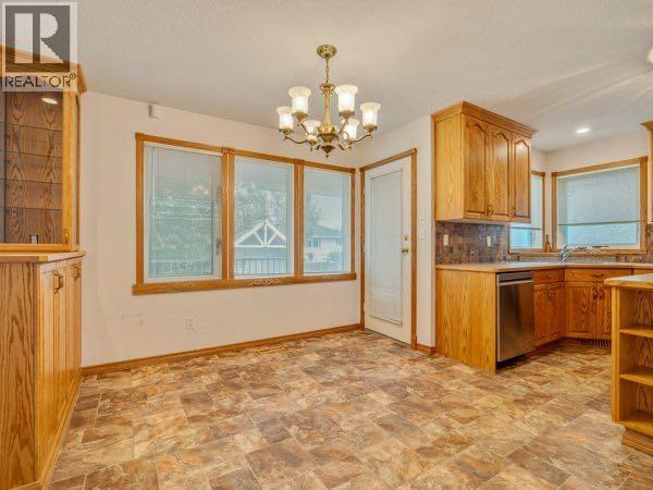 309 Coachwood Point W, Lethbridge, Alberta  T1K 5Z8 - Photo 9 - A2344624