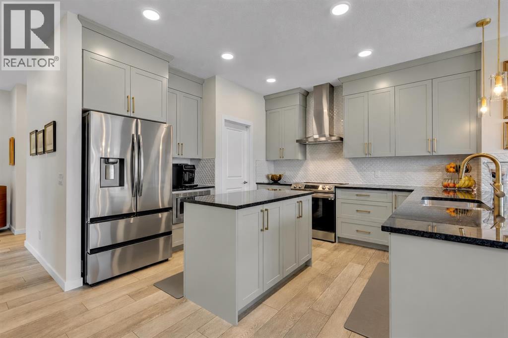 168 Magnolia Manor Se, Calgary, Alberta  T3M 3J1 - Photo 6 - A2343803