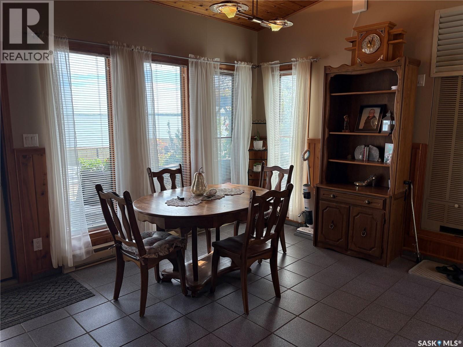 122 Lakeshore Lane, Leslie Beach, Saskatchewan  S0A 1A0 - Photo 10 - SK048144