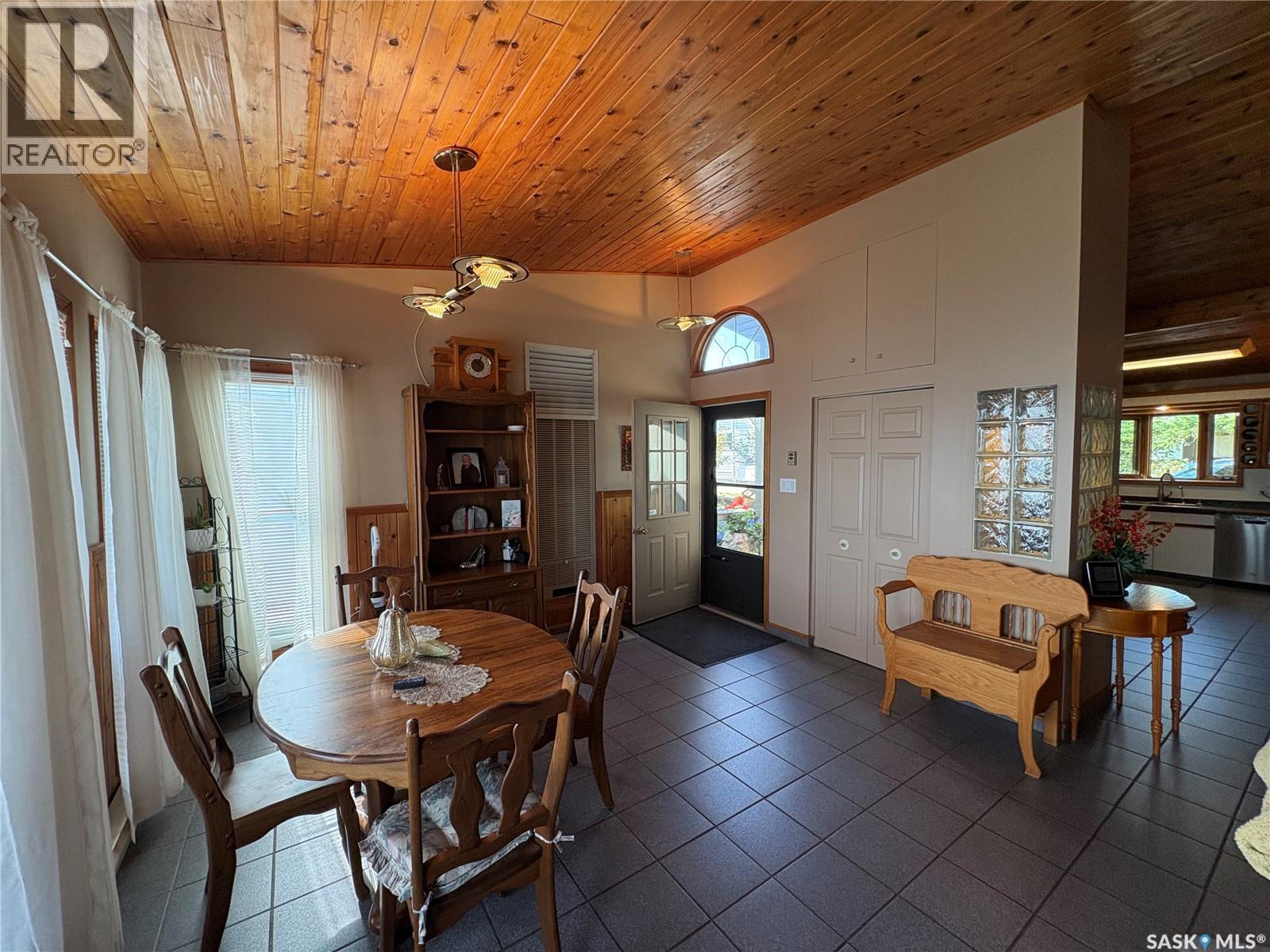 122 Lakeshore Lane, Leslie Beach, Saskatchewan  S0A 1A0 - Photo 12 - SK048144