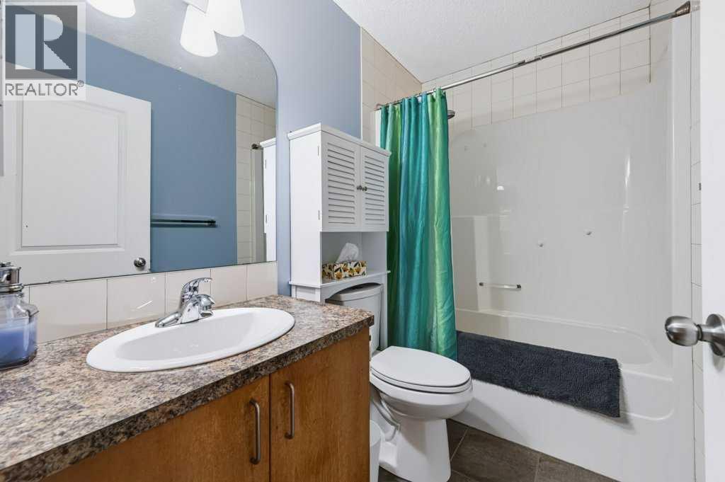 81 Chapman Close Se, Calgary, Alberta  T2X 3S8 - Photo 16 - A2344816
