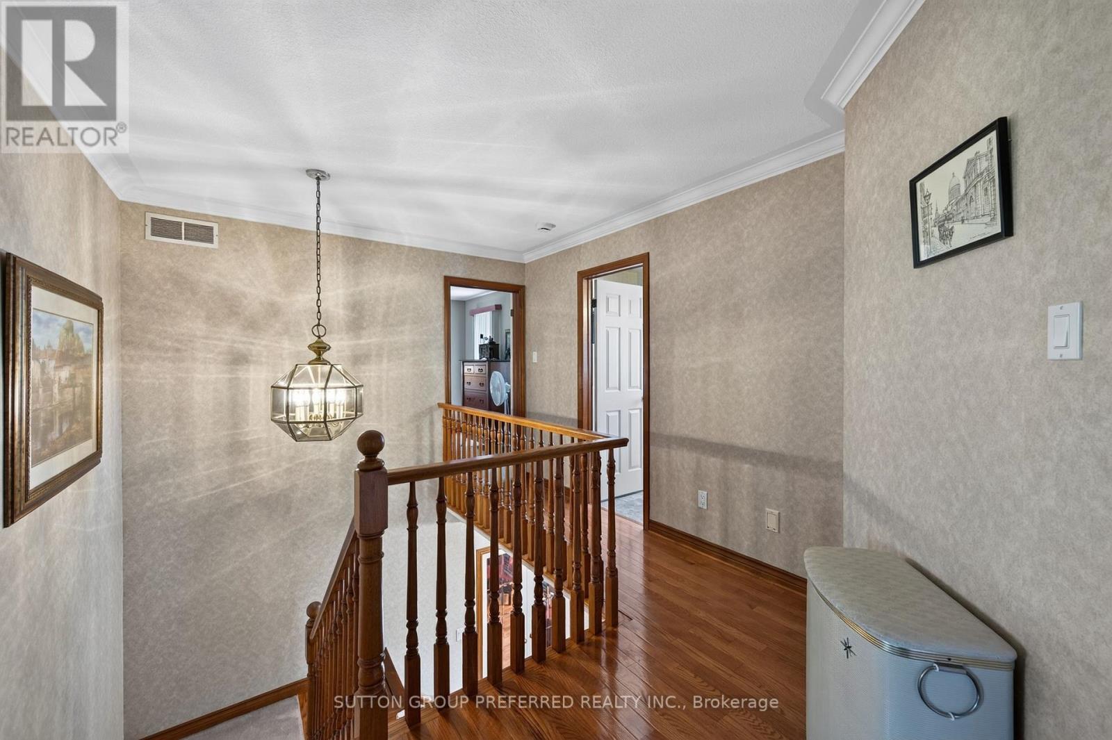 1035 Dearness Drive, London South, Ontario  N6E 1N8 - Photo 26 - X13776938