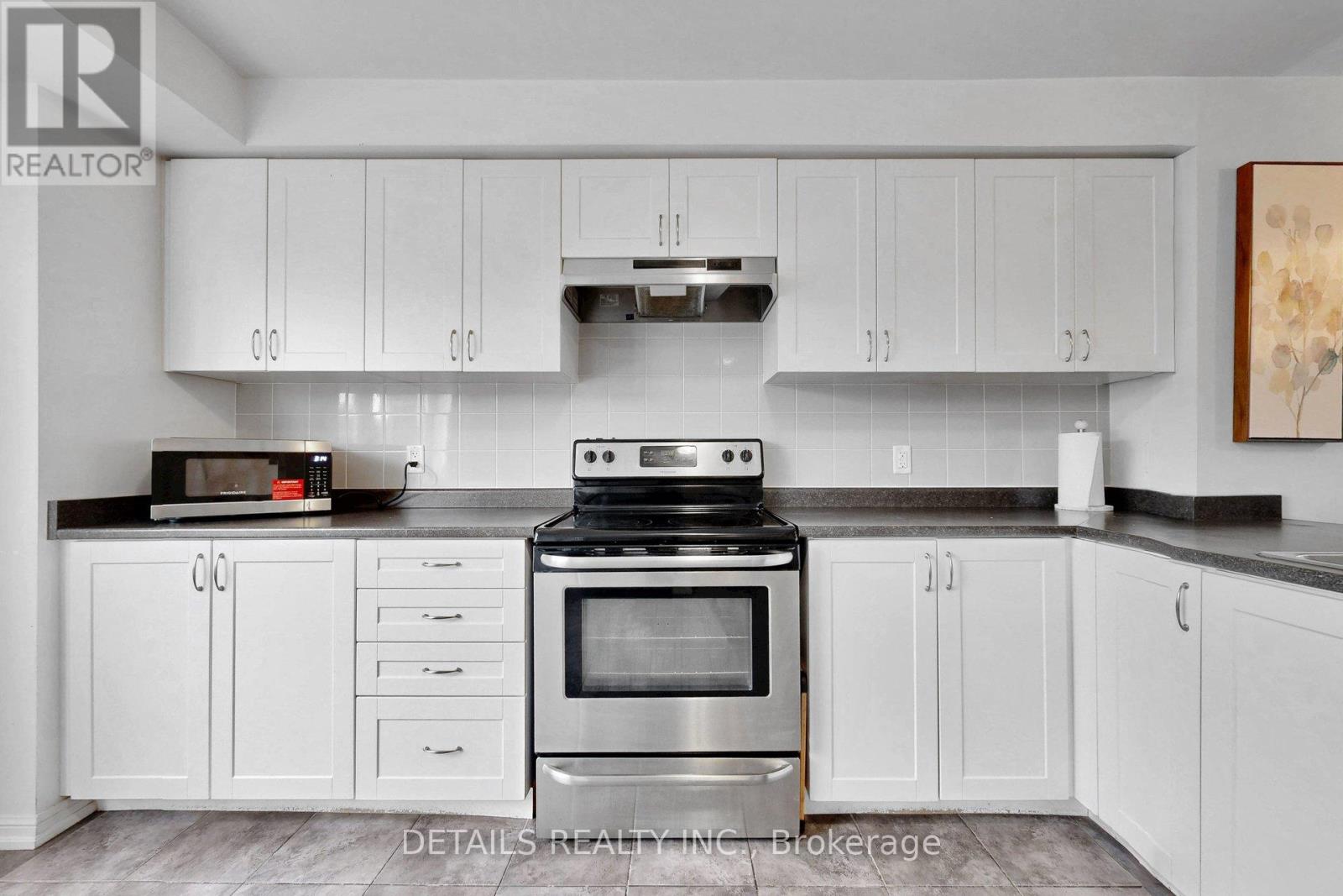 149 Lewis Honey Drive, Aurora, Ontario  L4G 0R8 - Photo 10 - N13776944
