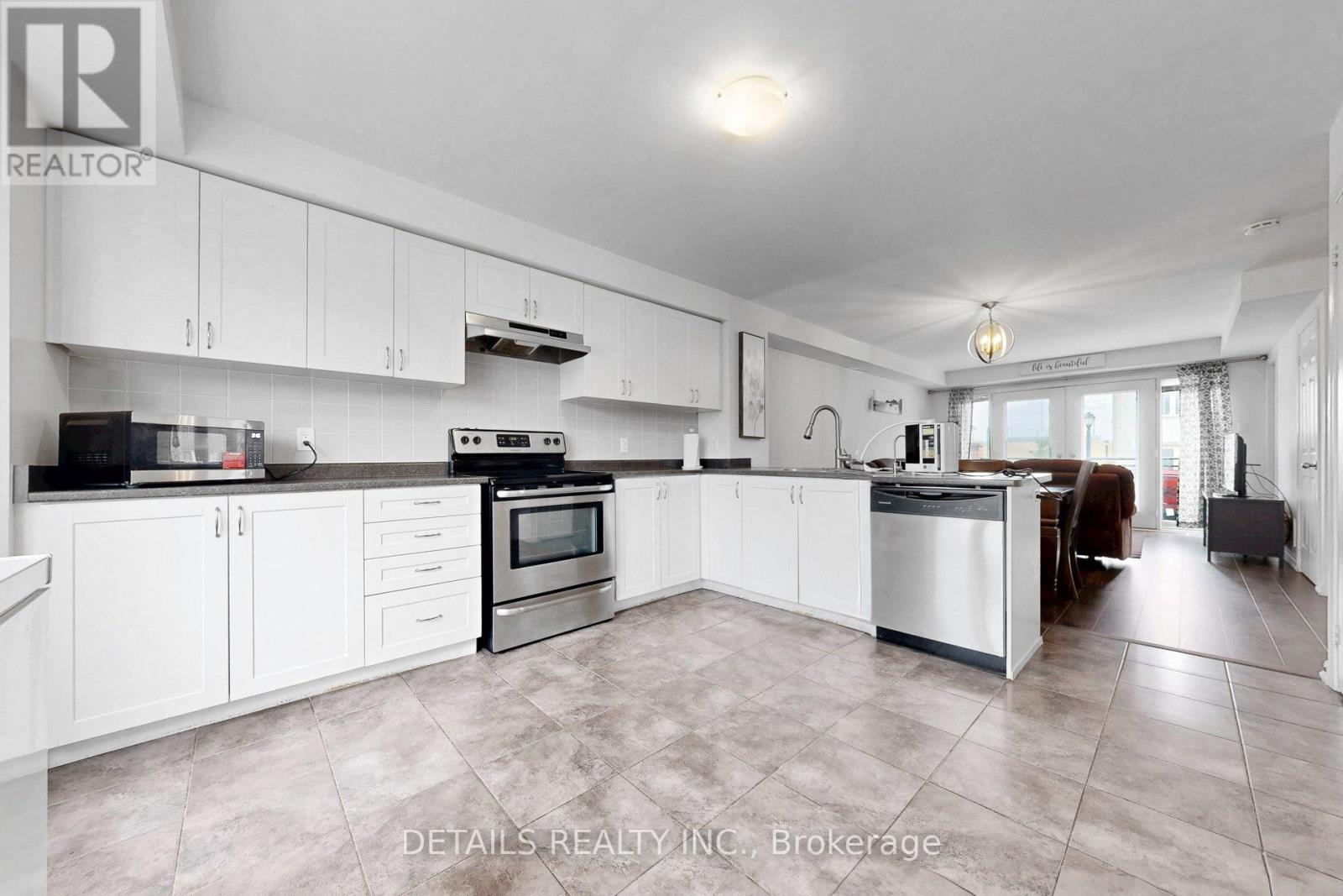 149 Lewis Honey Drive, Aurora, Ontario  L4G 0R8 - Photo 12 - N13776944