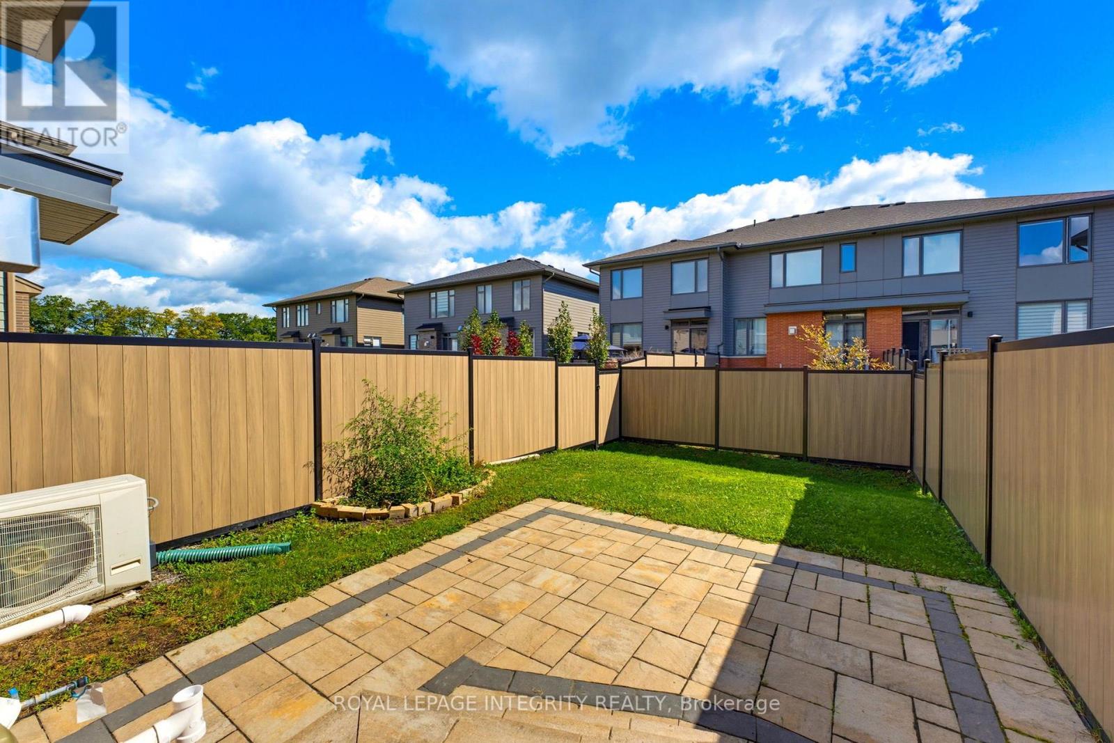 870 Moses Tennisco Street, Ottawa, Ontario K1K 5A2 - Photo 39 - X13776996
