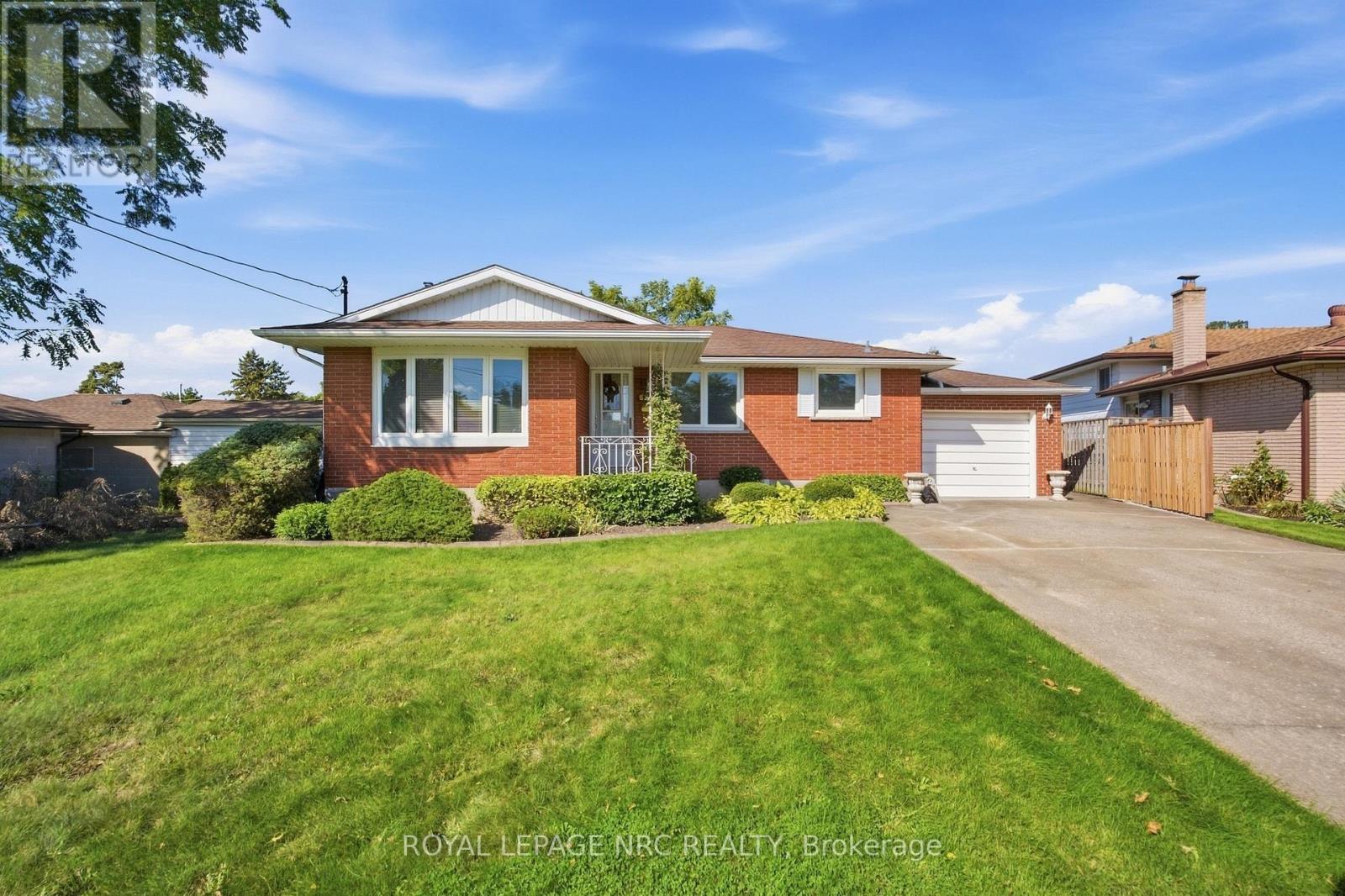 6771 Argyll Court, Niagara Falls (Arad/fallsview), Ontario  L2G 5E9 - Photo 1 - X13776958