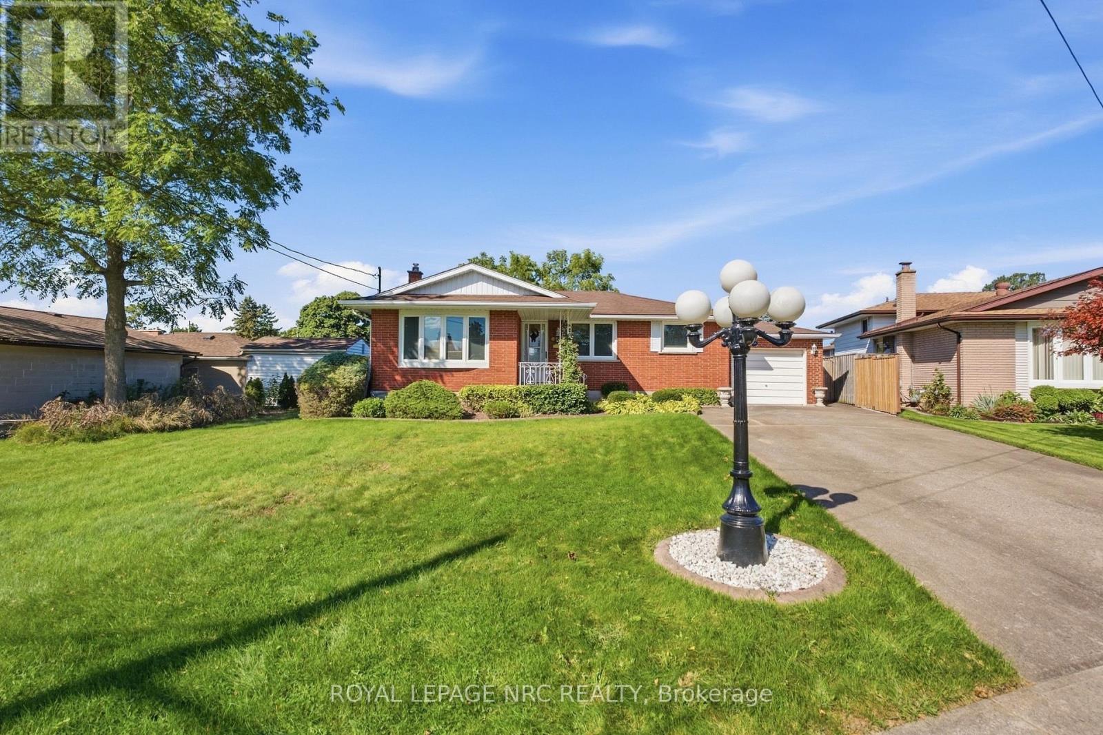 6771 Argyll Court, Niagara Falls (Arad/fallsview), Ontario  L2G 5E9 - Photo 2 - X13776958