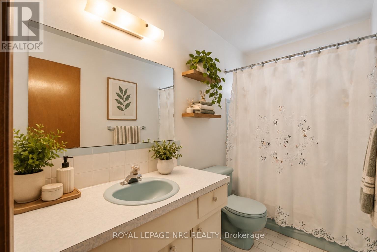 6771 Argyll Court, Niagara Falls (Arad/fallsview), Ontario  L2G 5E9 - Photo 22 - X13776958