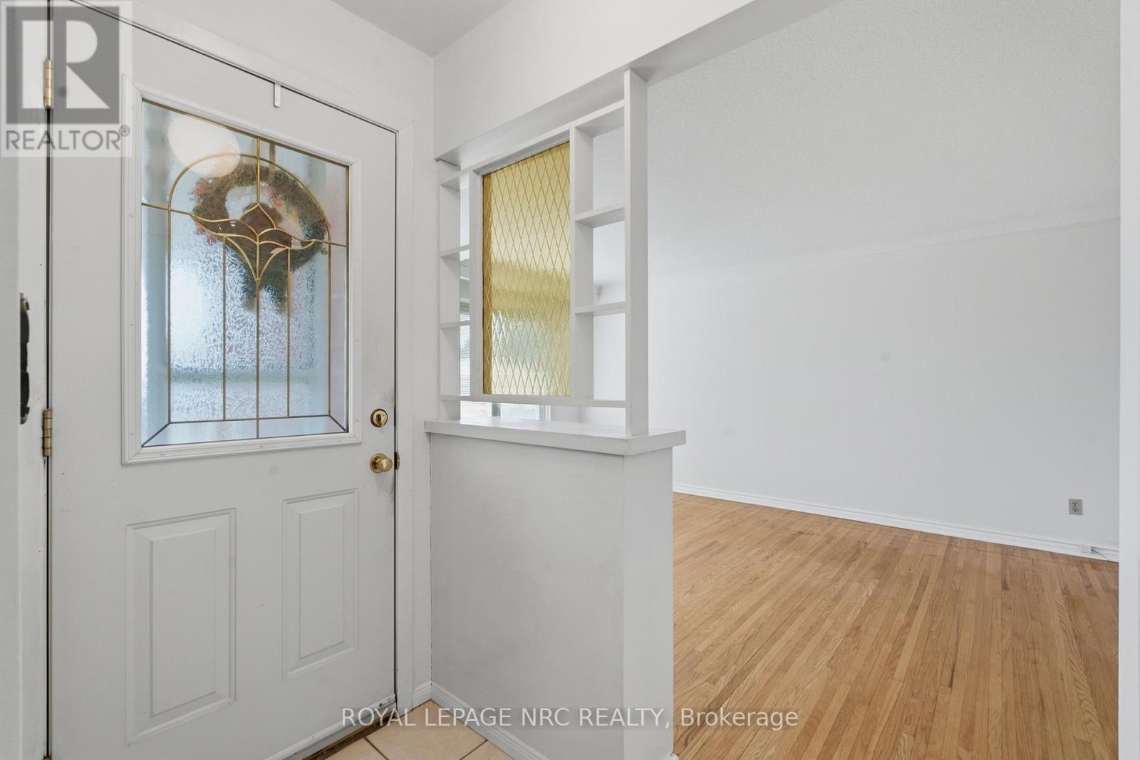 6771 Argyll Court, Niagara Falls (Arad/fallsview), Ontario  L2G 5E9 - Photo 6 - X13776958