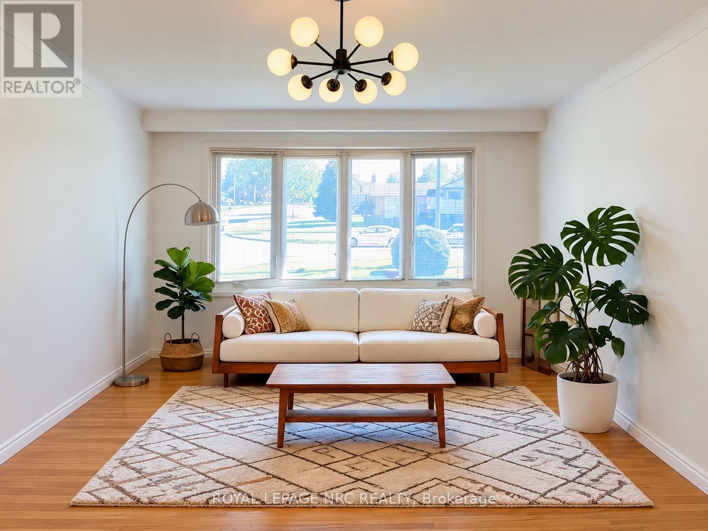 6771 Argyll Court, Niagara Falls (Arad/fallsview), Ontario  L2G 5E9 - Photo 7 - X13776958