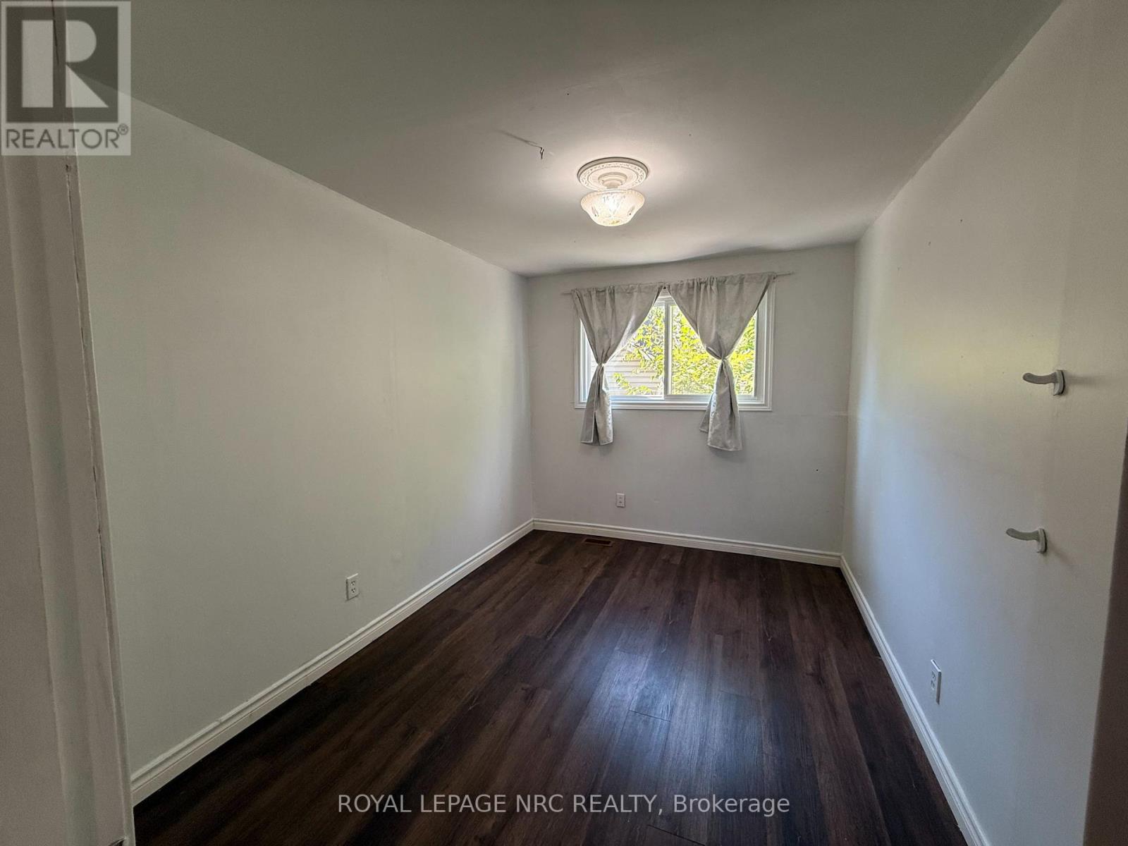 Main Level - 8200 Woodbine Street, Niagara Falls, Ontario  L2H 1C7 - Photo 3 - X13776962