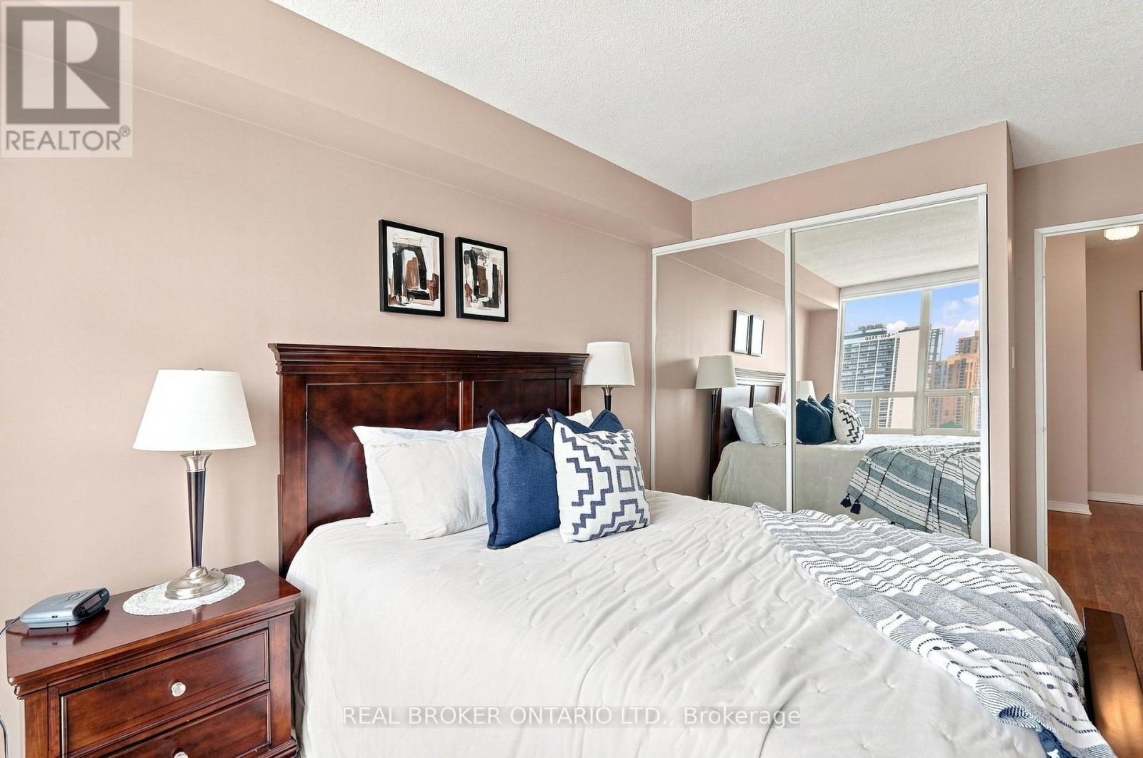 2207 - 205 Wynford Drive, Toronto, Ontario  M3C 3P4 - Photo 23 - C13776912