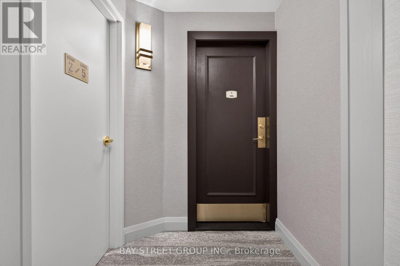 506 - 7250 Yonge Street, Vaughan, Ontario  L4J 7X1 - Photo 4 - N13776926