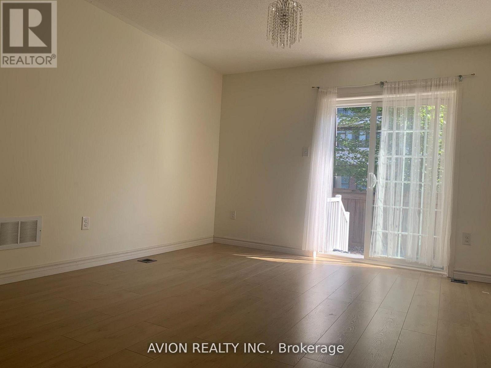 66 Eastern Skies Way, Markham, Ontario L3P 3J3 - Photo 2 - N13776964