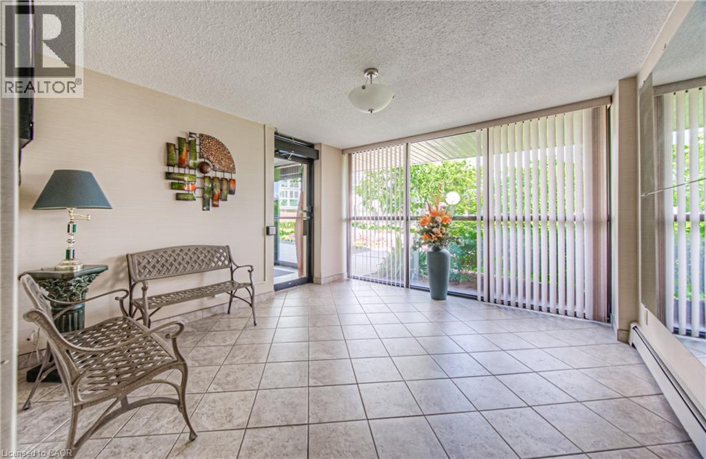 380 Champlain Boulevard Unit# 205, Cambridge, Ontario  N1R 7J6 - Photo 6 - 40862118