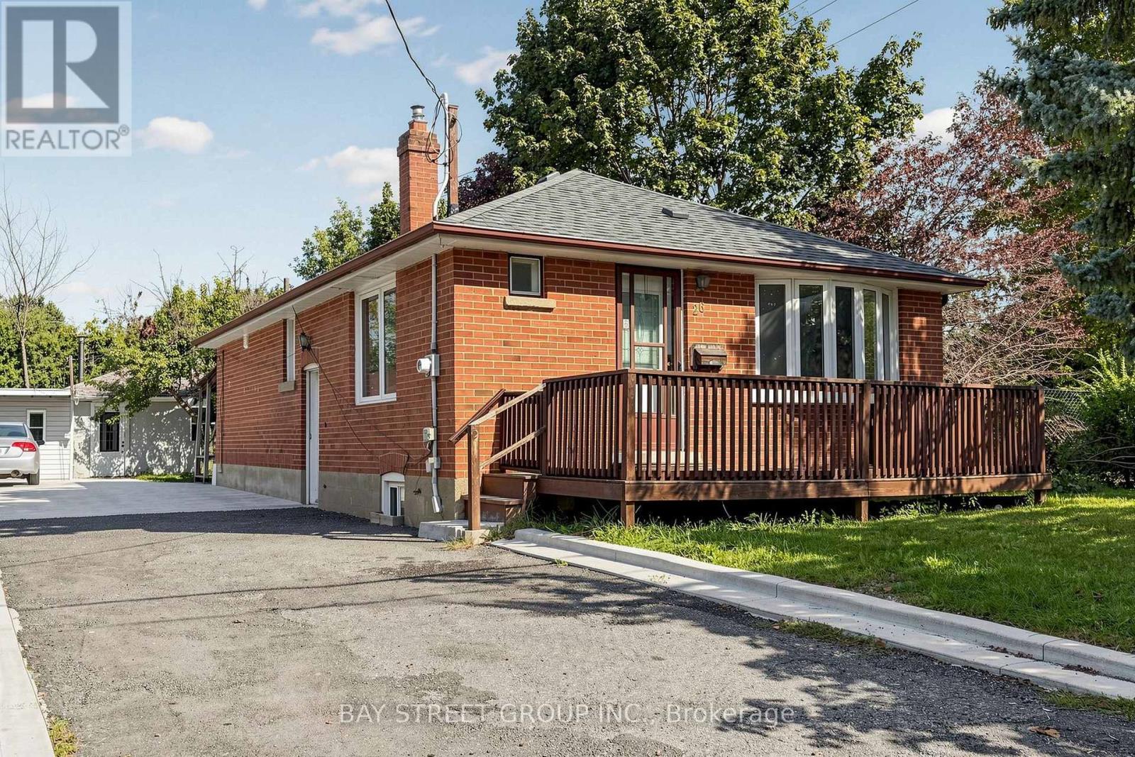 26 Sunset Boulevard, Brampton, Ontario  L6X 1W9 - Photo 3 - W13776934