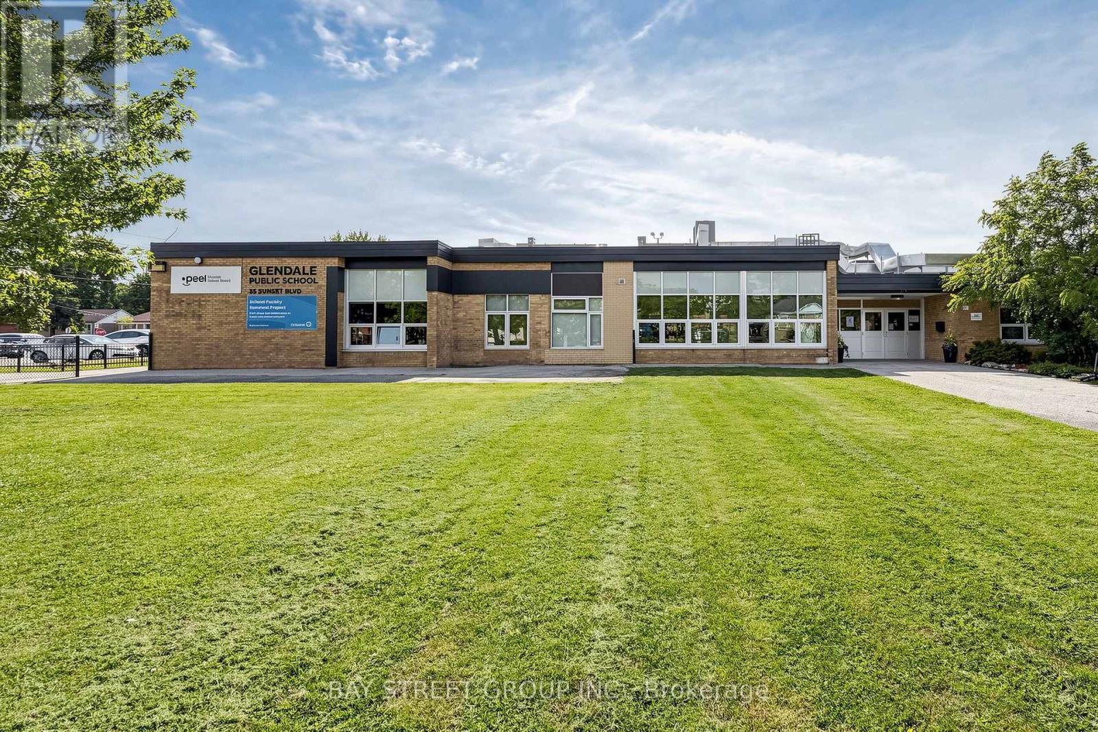 26 Sunset Boulevard, Brampton, Ontario  L6X 1W9 - Photo 47 - W13776934