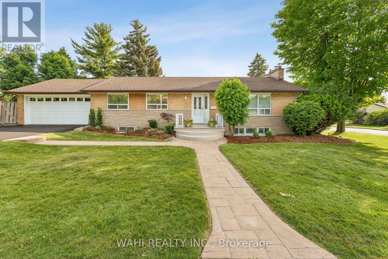 39 NANWOOD DRIVE, Brampton, Ontario