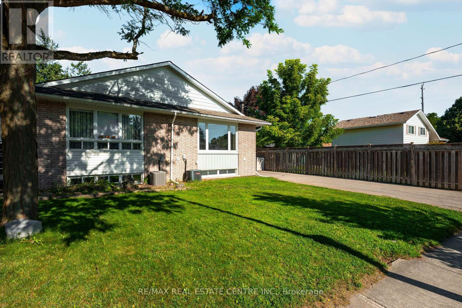 7 MADISON AVENUE, Orangeville, Ontario
