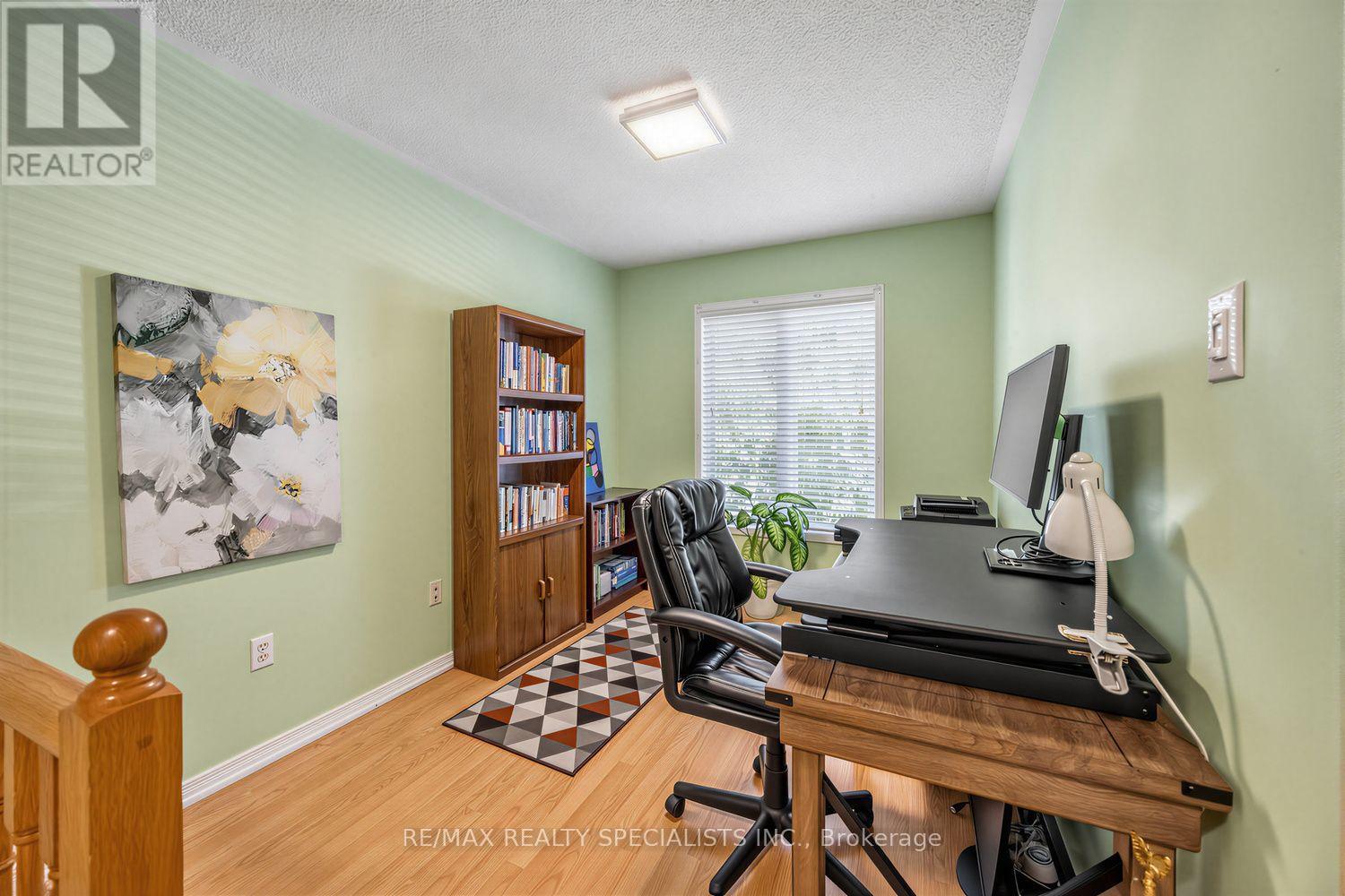 1152 West Shore Drive, Mississauga, Ontario  L5E 3H8 - Photo 18 - W13777004